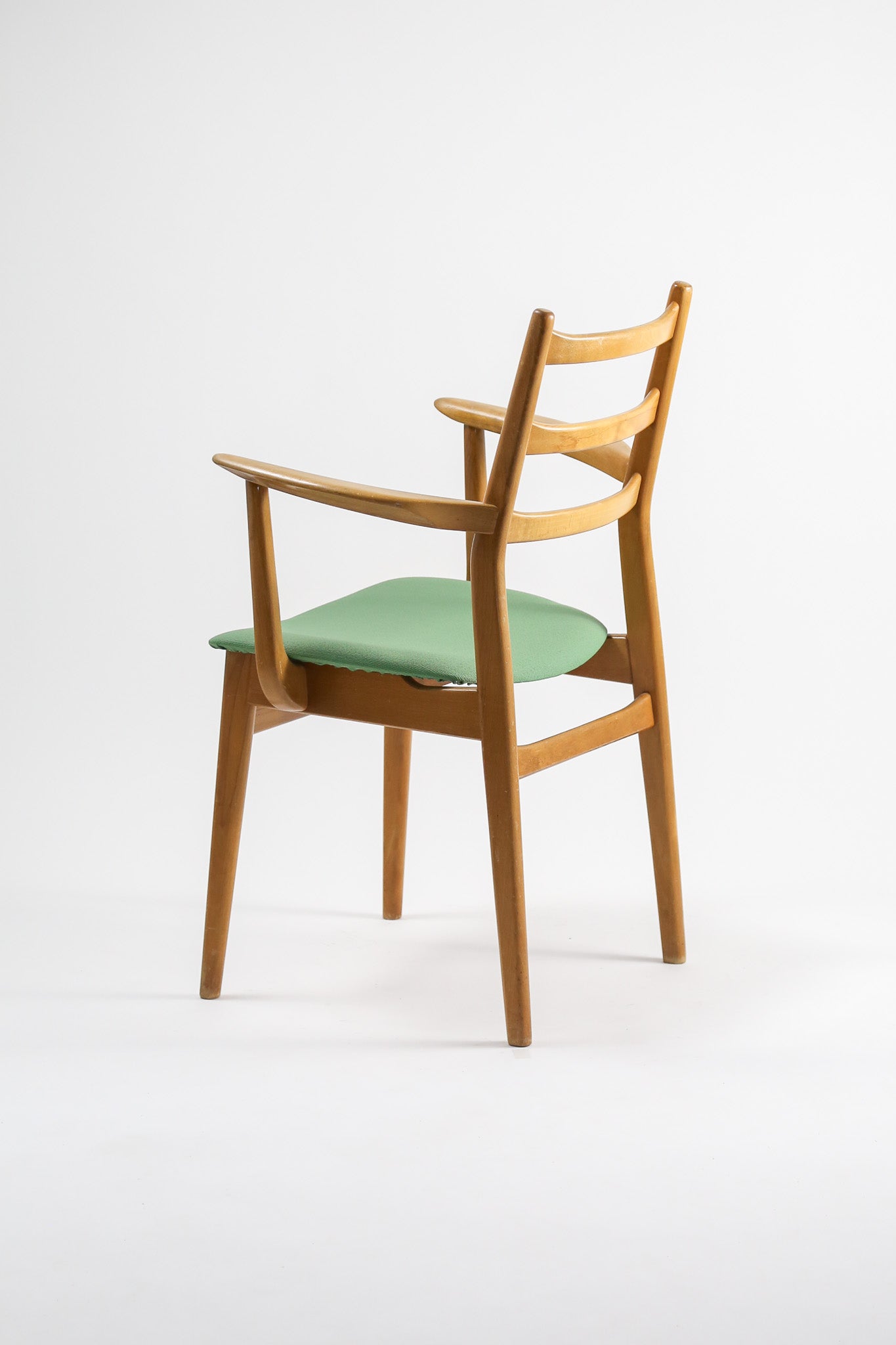 Casala Armchair / カサラ アームチェア