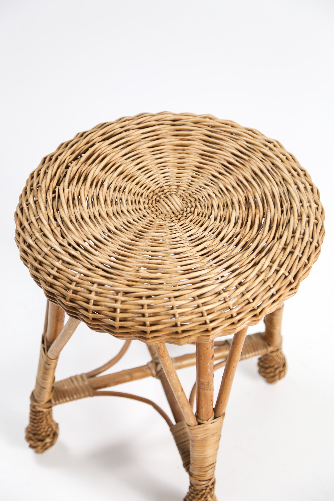 Vintage Rattan Woven Stool / ヴィンテージ ラタン編み スツール