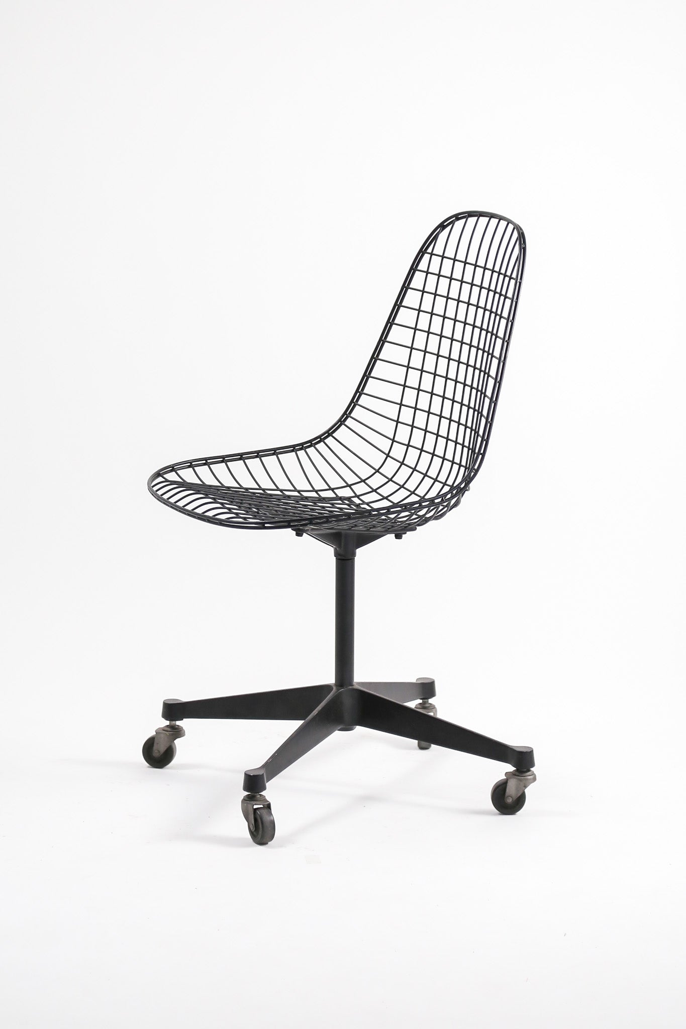 Eames Wire Chair with Caster Base / イームズ ワイヤーチェア キャスターベース