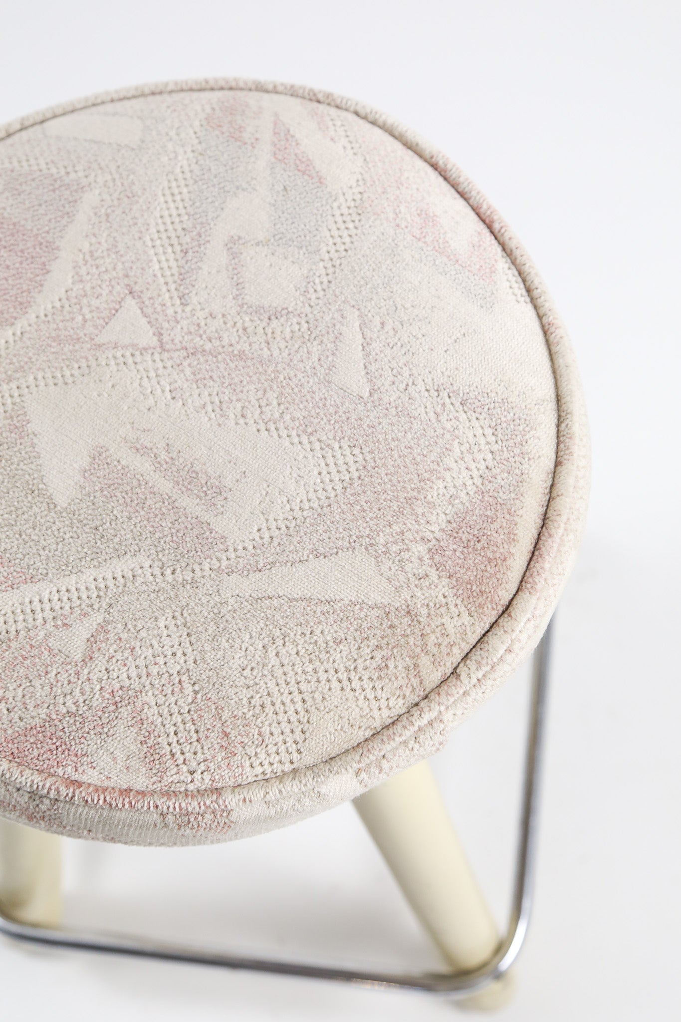 Vintage Round Stool with Chrome Footrest / ヴィンテージ ラウンドスツール