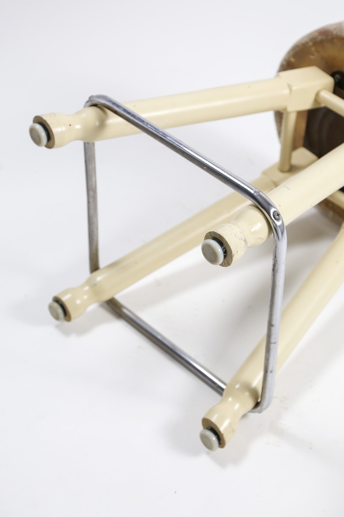 Vintage Round Stool with Chrome Footrest / ヴィンテージ ラウンドスツール