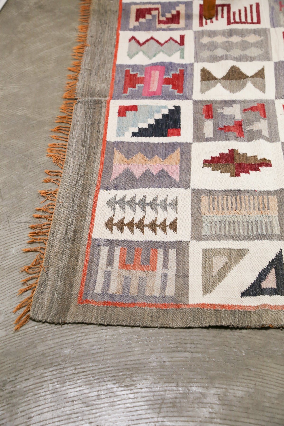 Geometric Pattern Kilim Rug / 幾何学柄 平織り キリムラグ