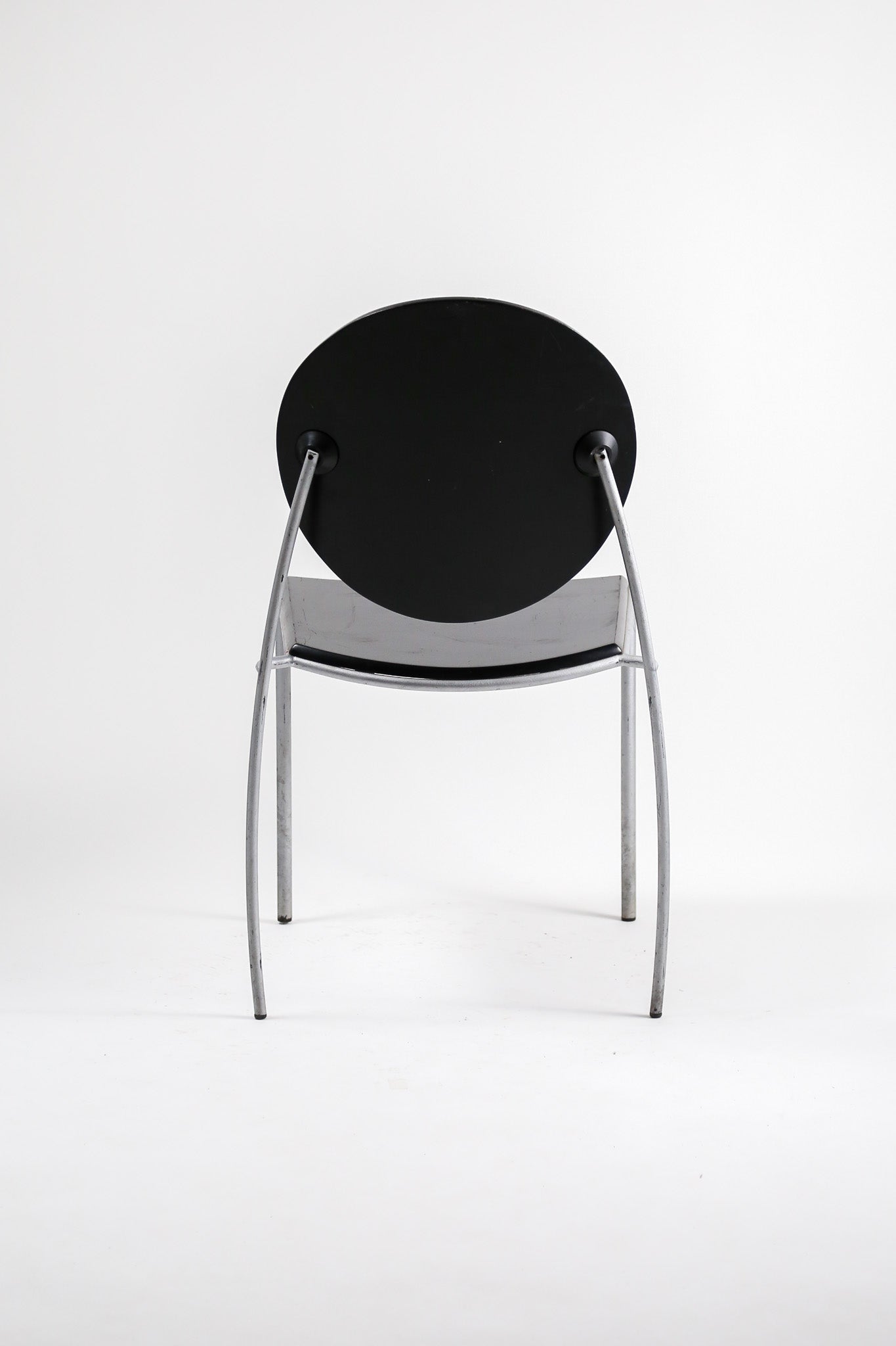 "Vik-Ter 1 Dining Chair" by Dakota Jackson / "ヴィクター 1" ダイニングチェア