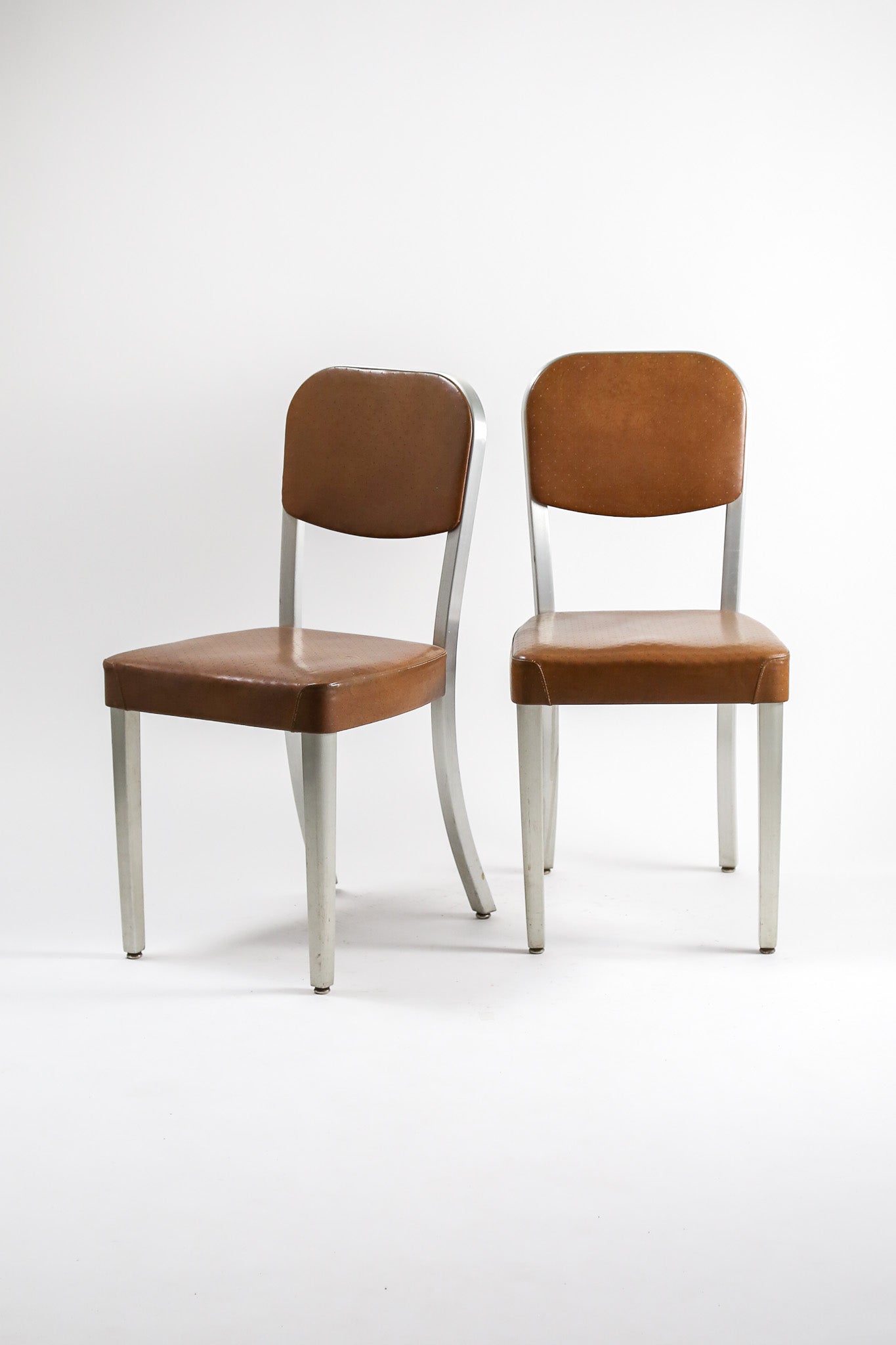 Aluminum Side Chair "Correct Seating" / アルミサイドチェア「コレクト・シーティング」