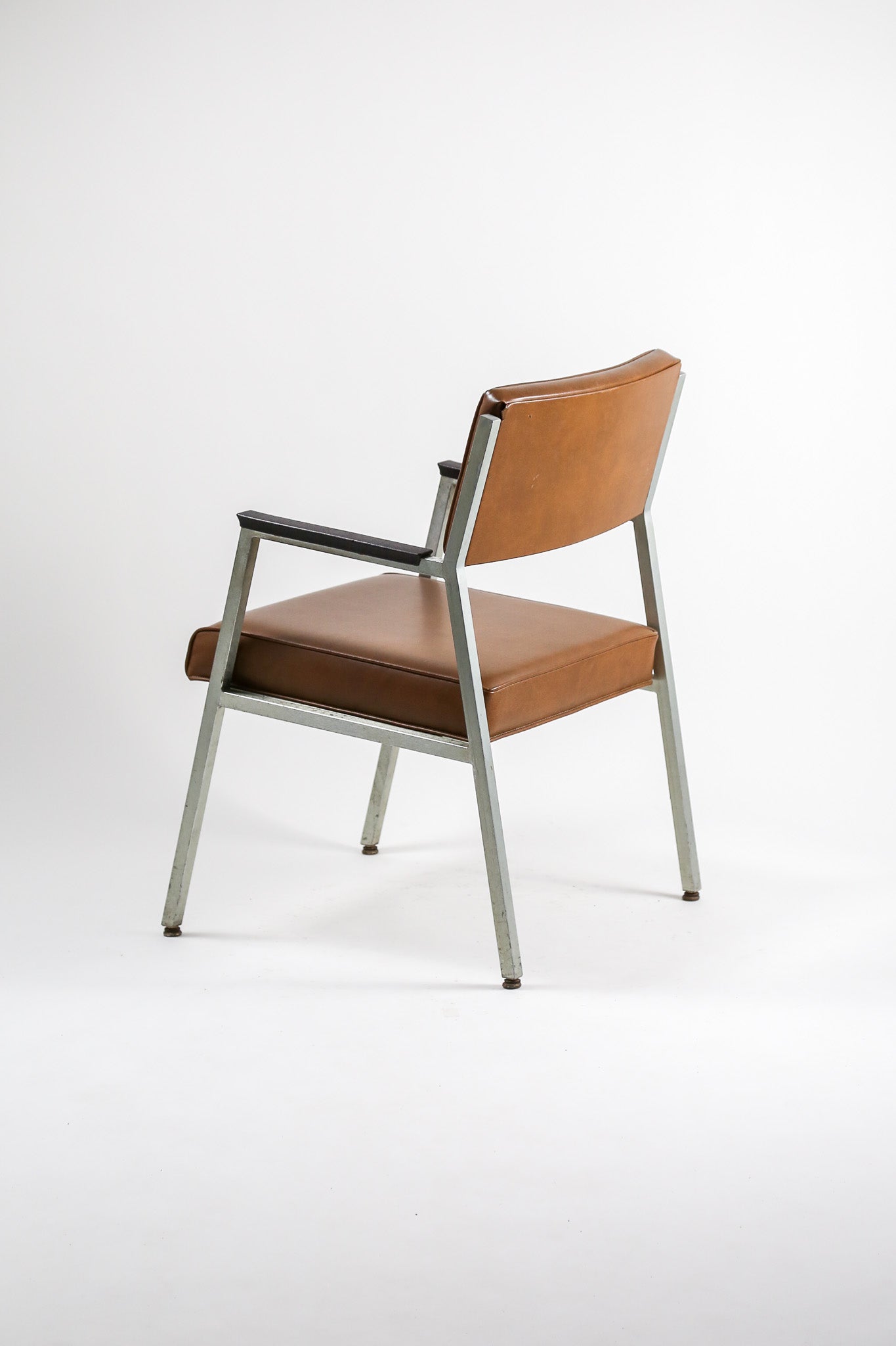 Shaw-Walker Armchair  / ショーウォーカー アームチェア