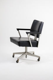 Vintage "Good Form" Aluminum Armchair / ヴィンテージ "グッドフォーム" アルミ アームチェア
