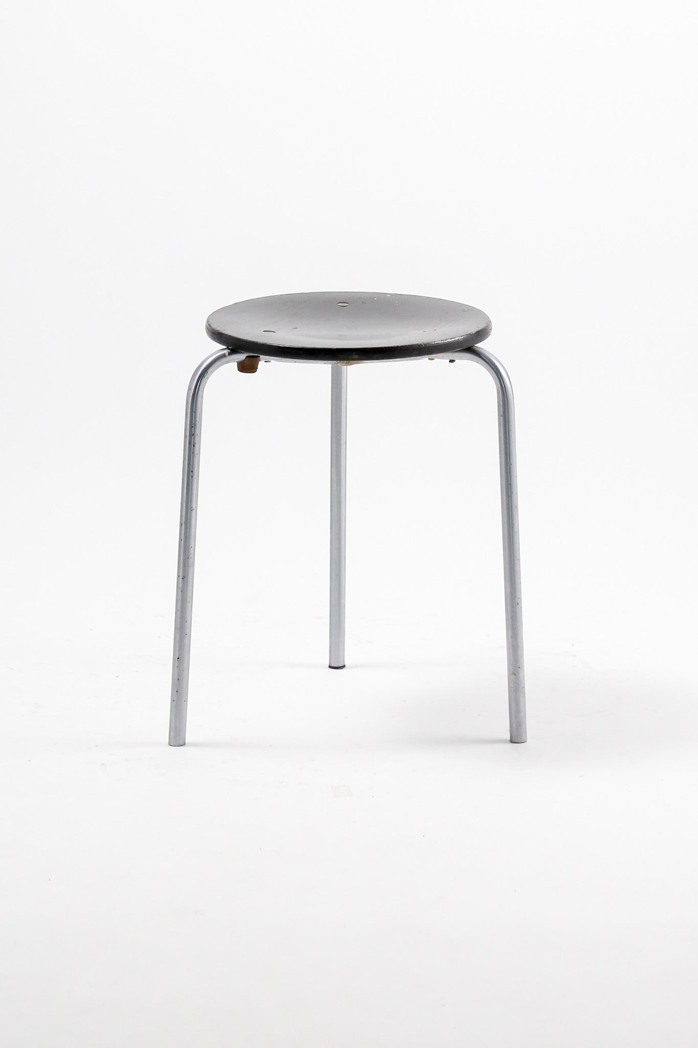 Vintage Three Leg Stool / ヴィンテージ ３本脚 スツール