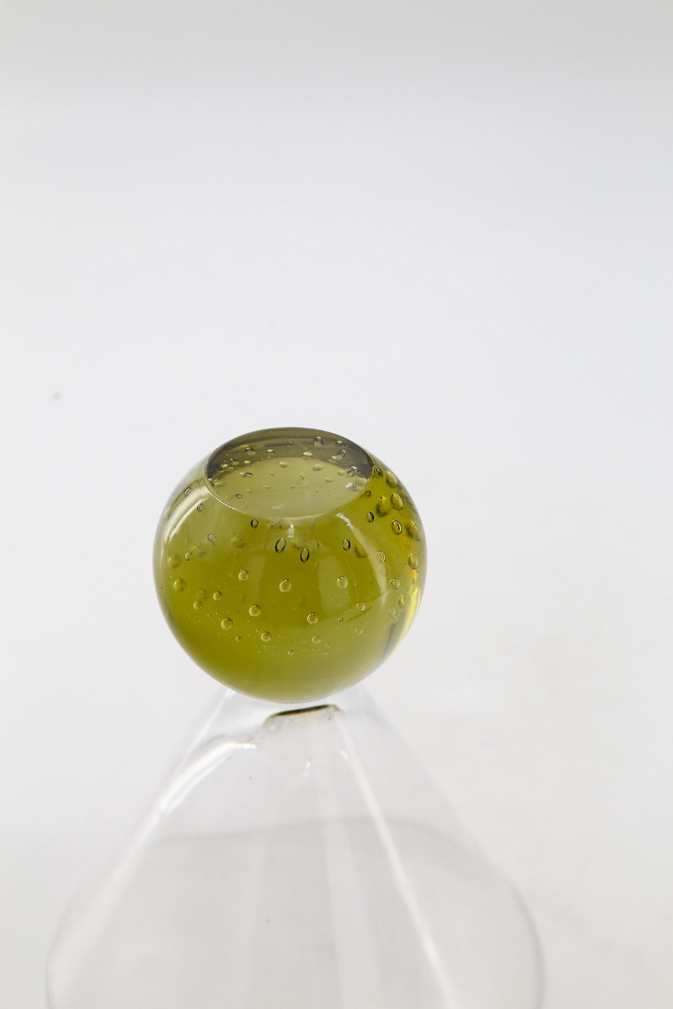 Glass Stem Bowl / ガラスの杯