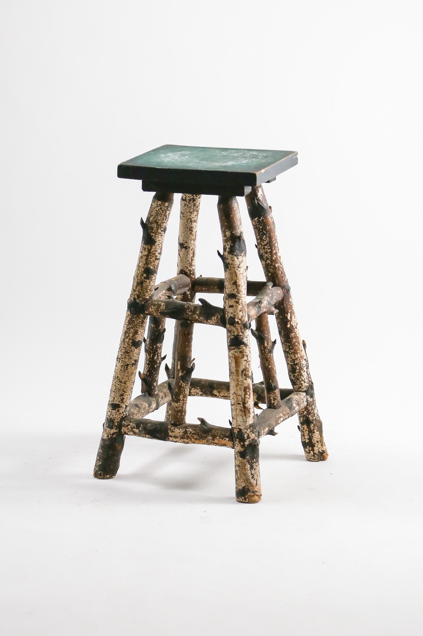 Folk Art Display Stand / フォークアートディスプレイ台