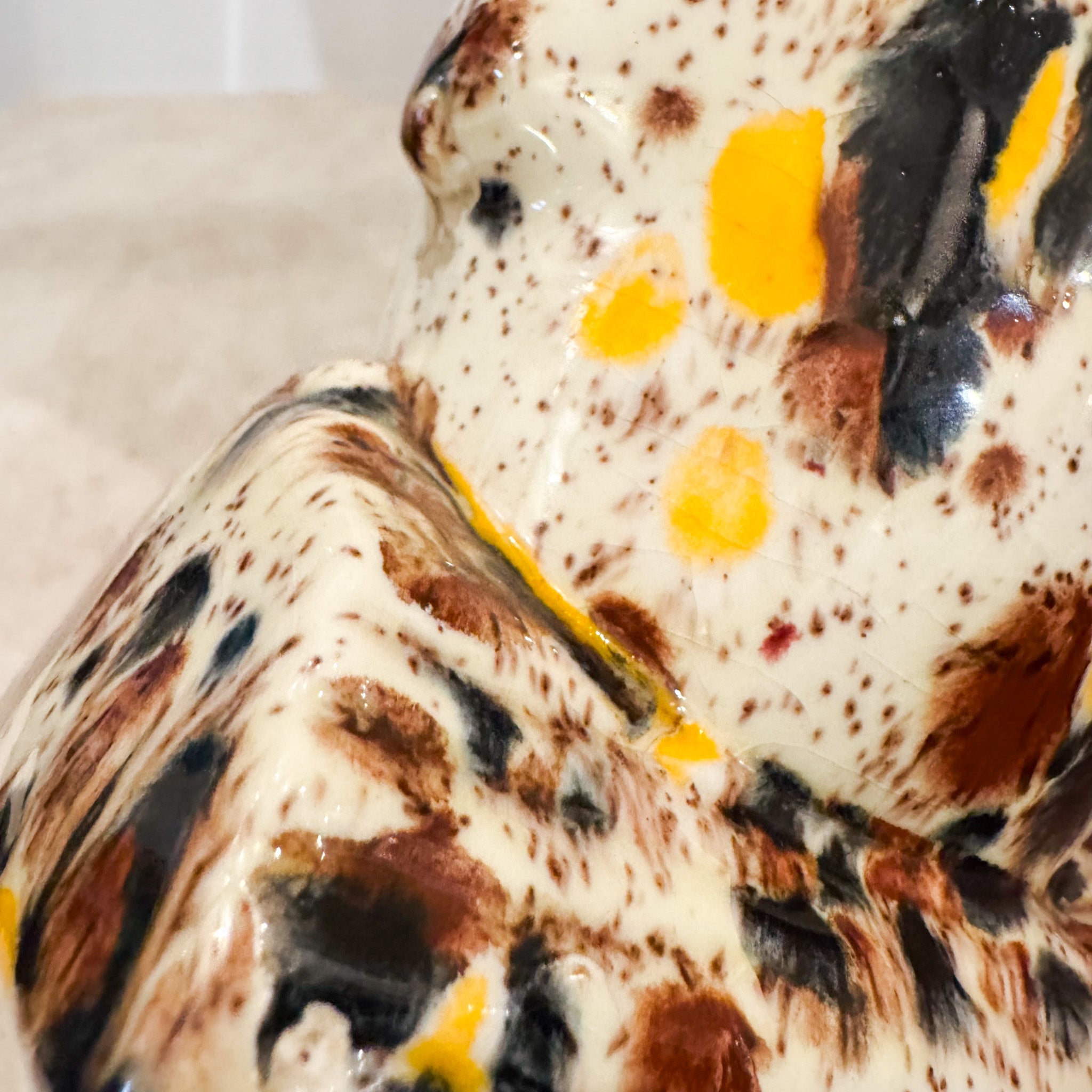 Ceramic Owl  Figurine / セラミックのフクロウ