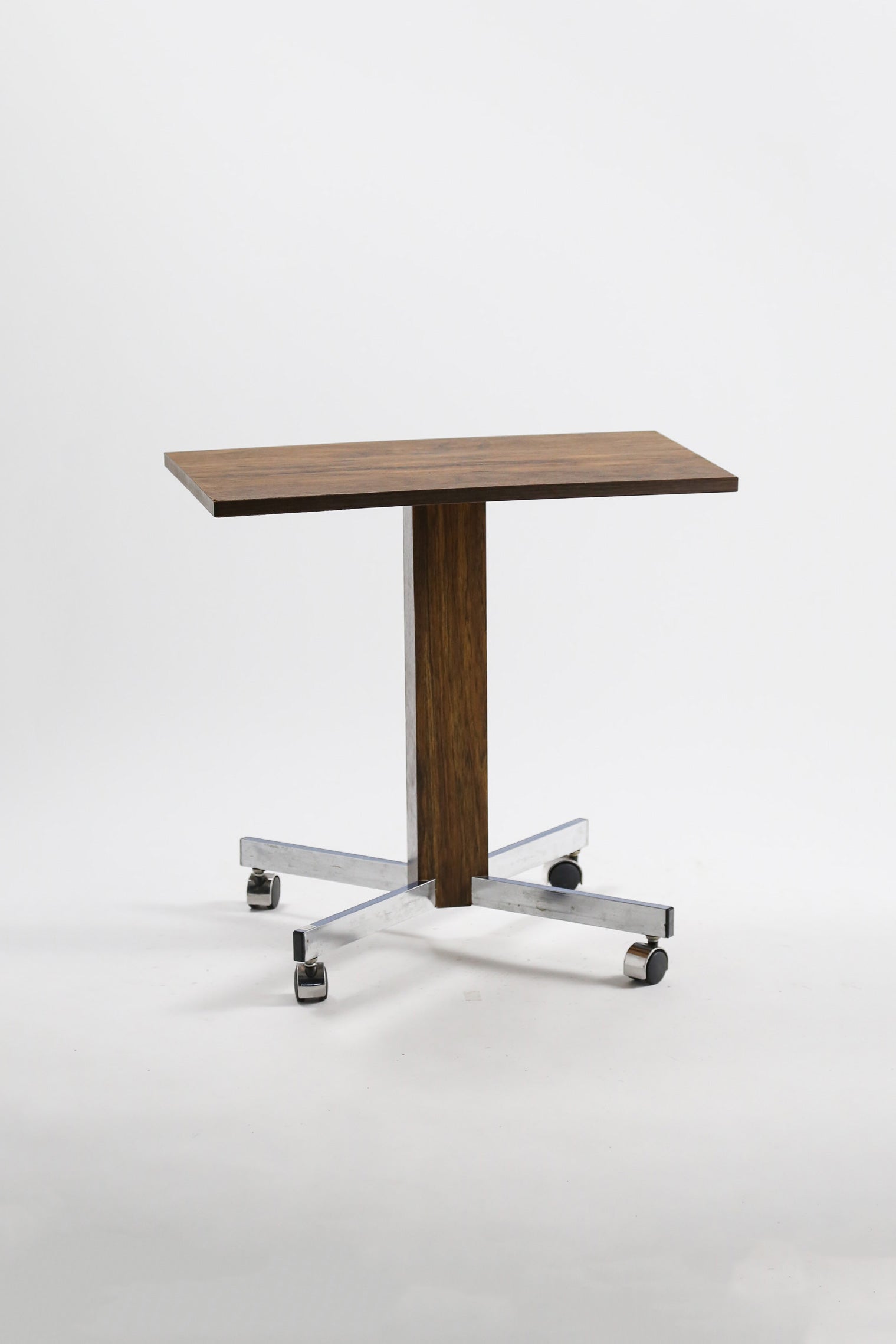 Wooden Caster Table / 木製 キャスターテーブル