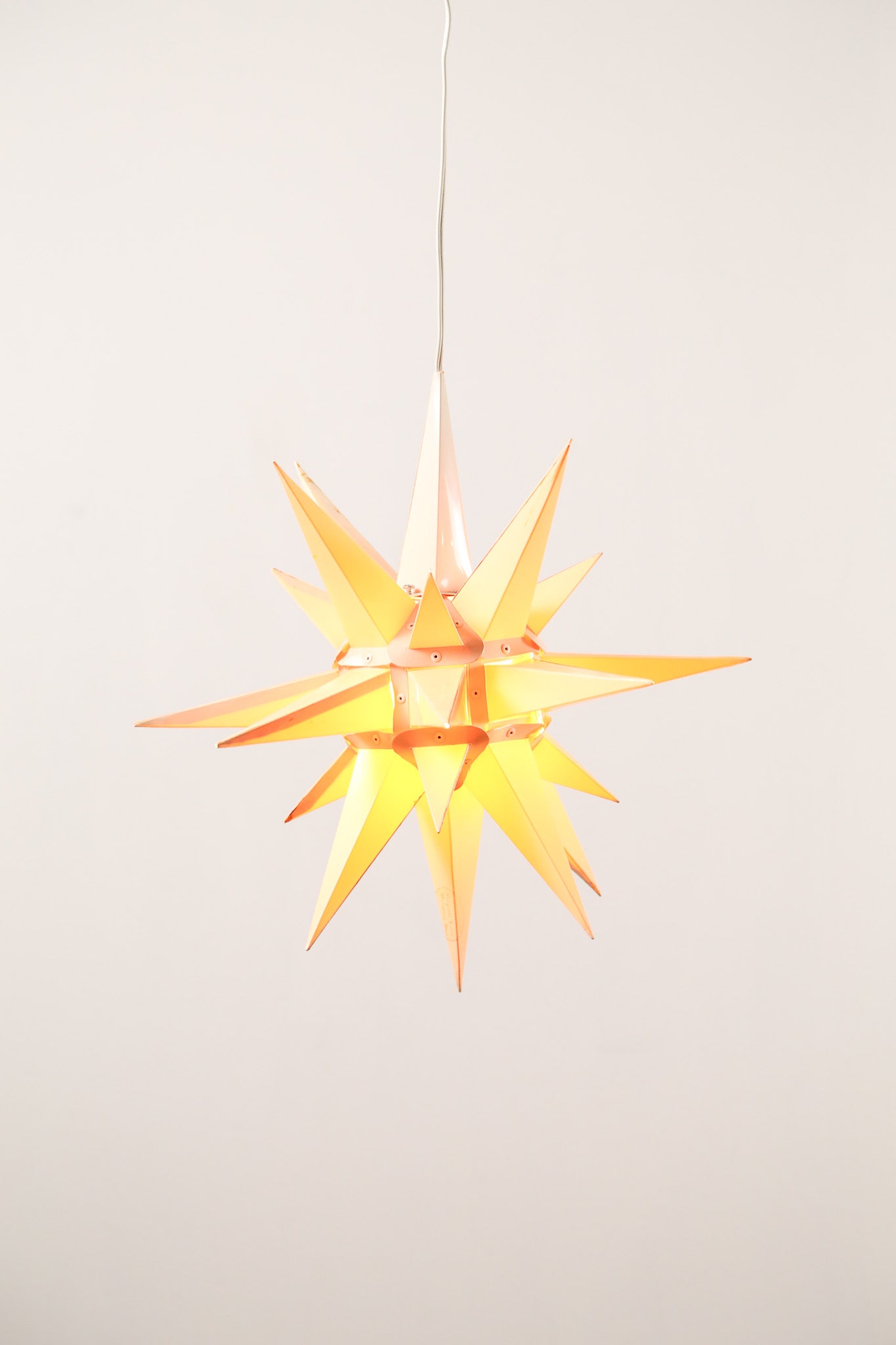 Moravian Star Pendant Light / モラヴィアの星 ペンダントライト
