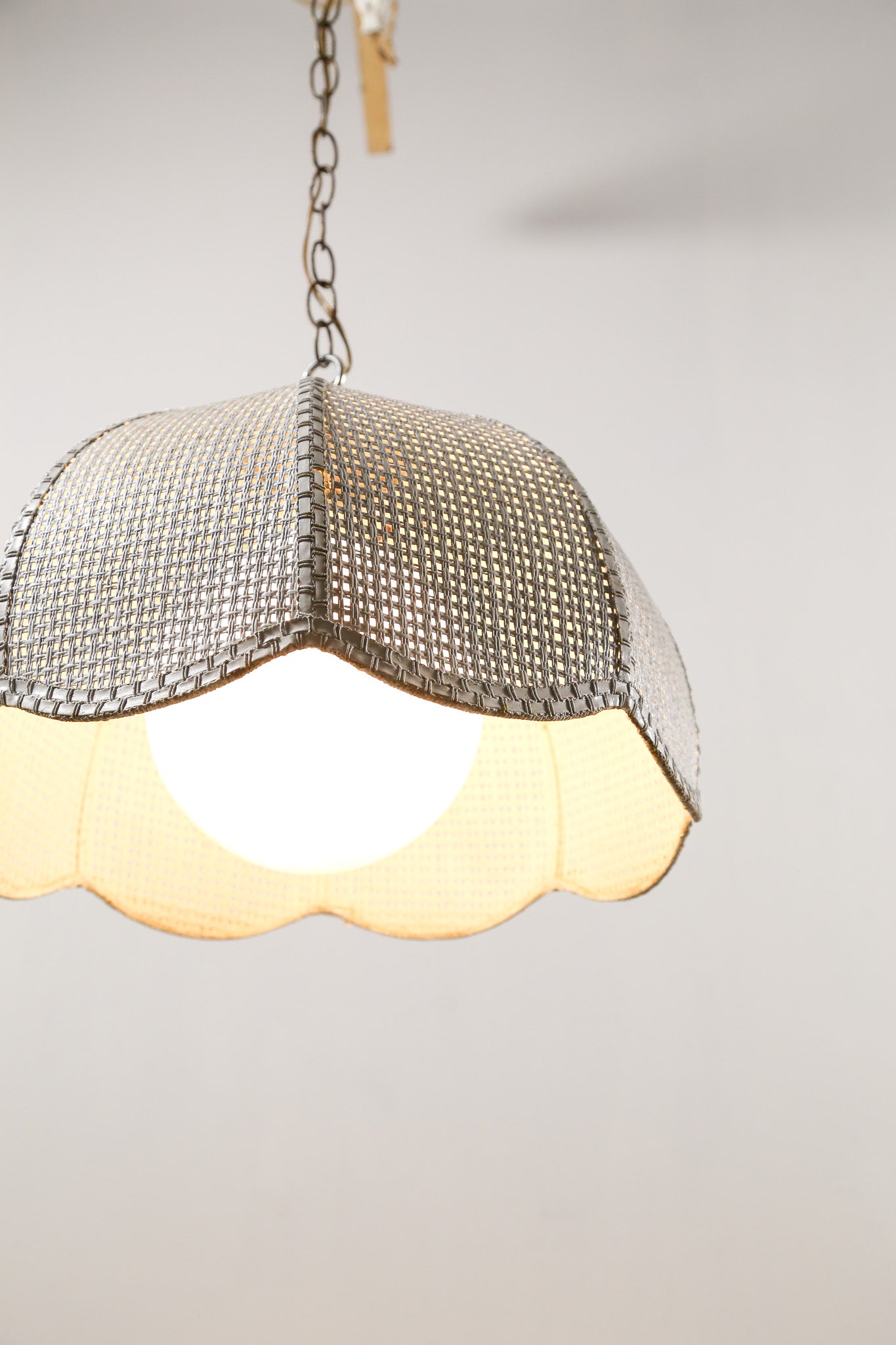 Woven Wire Scalloped Pendant Light / メッシュワイヤー スカラップ ペンダントライト