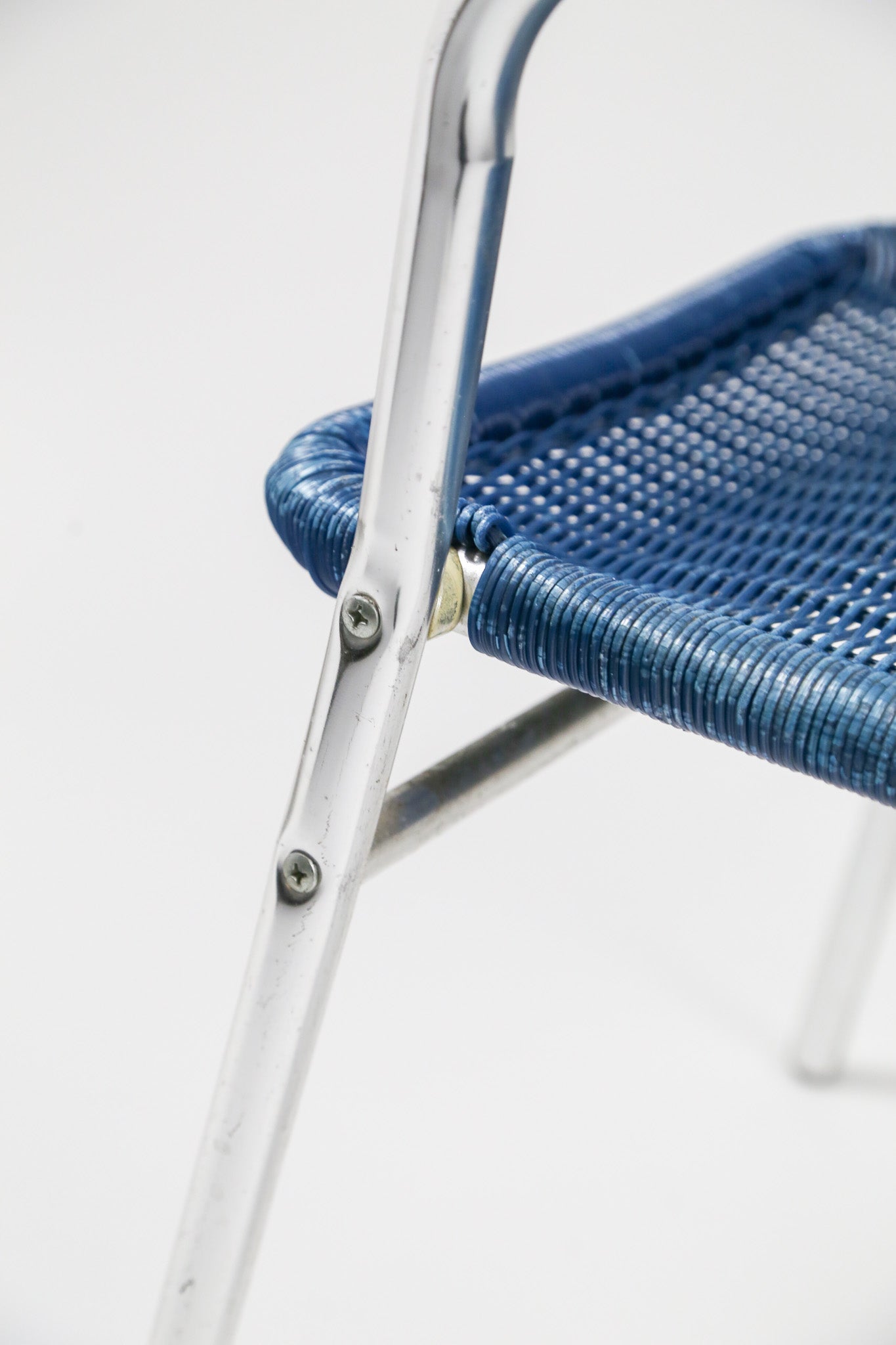 Blue Vinyl Woven Armchair / ビニール編みアームチェア