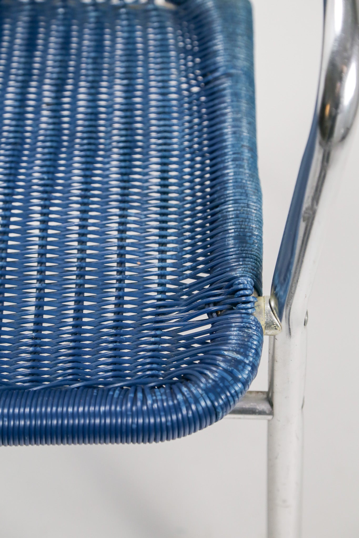 Blue Vinyl Woven Armchair / ビニール編みアームチェア