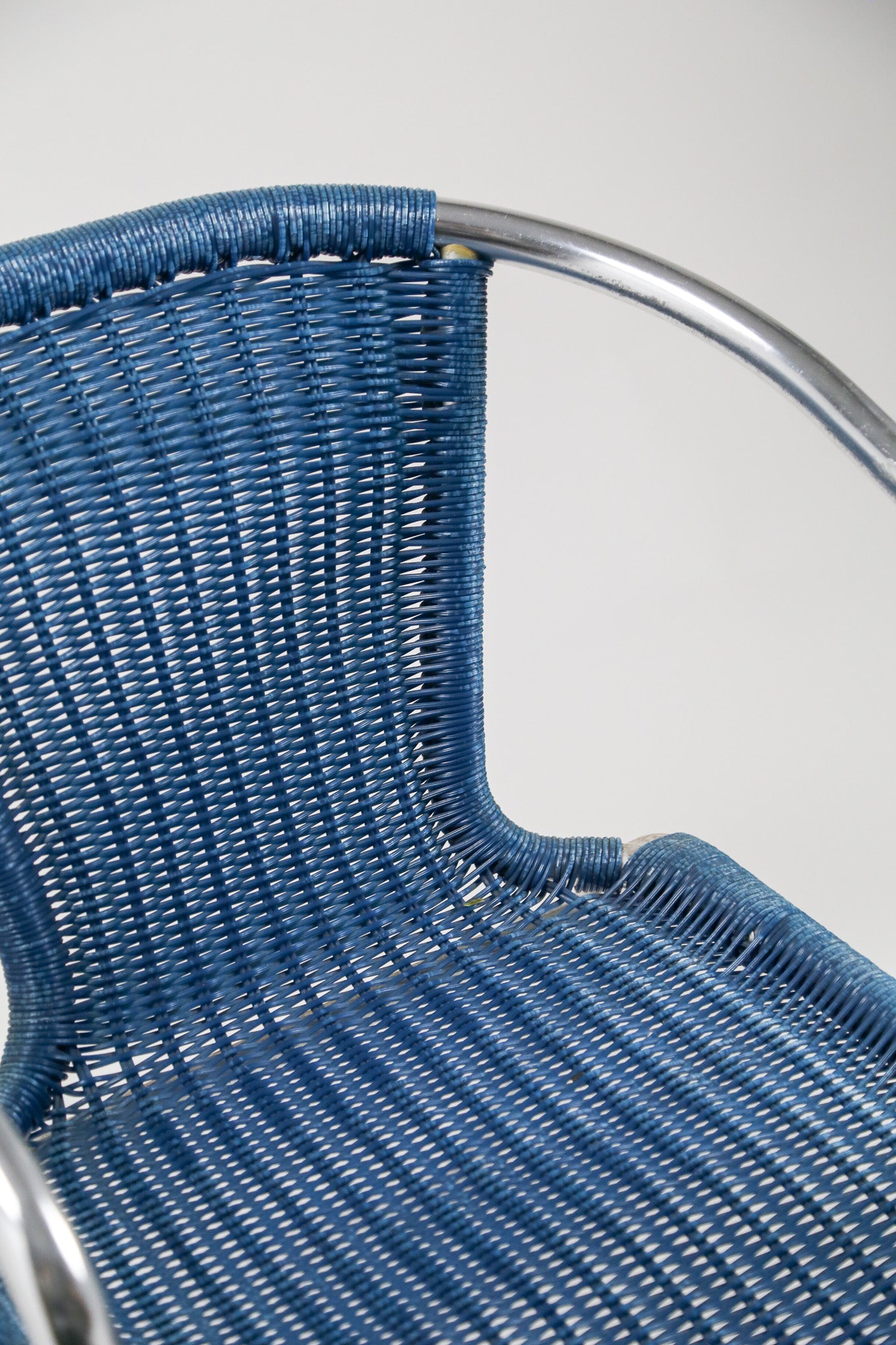 Blue Vinyl Woven Armchair / ビニール編みアームチェア