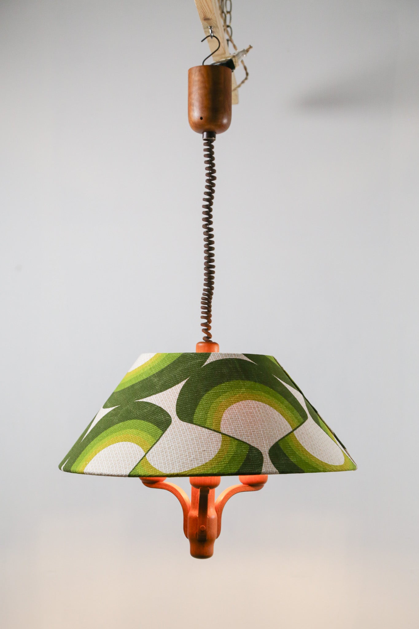 Vintage Teak Pendant Light with Psychadelic Green Shade / ヴィンテージ チーク ペンダントライト サイケデリックグリーンシェード