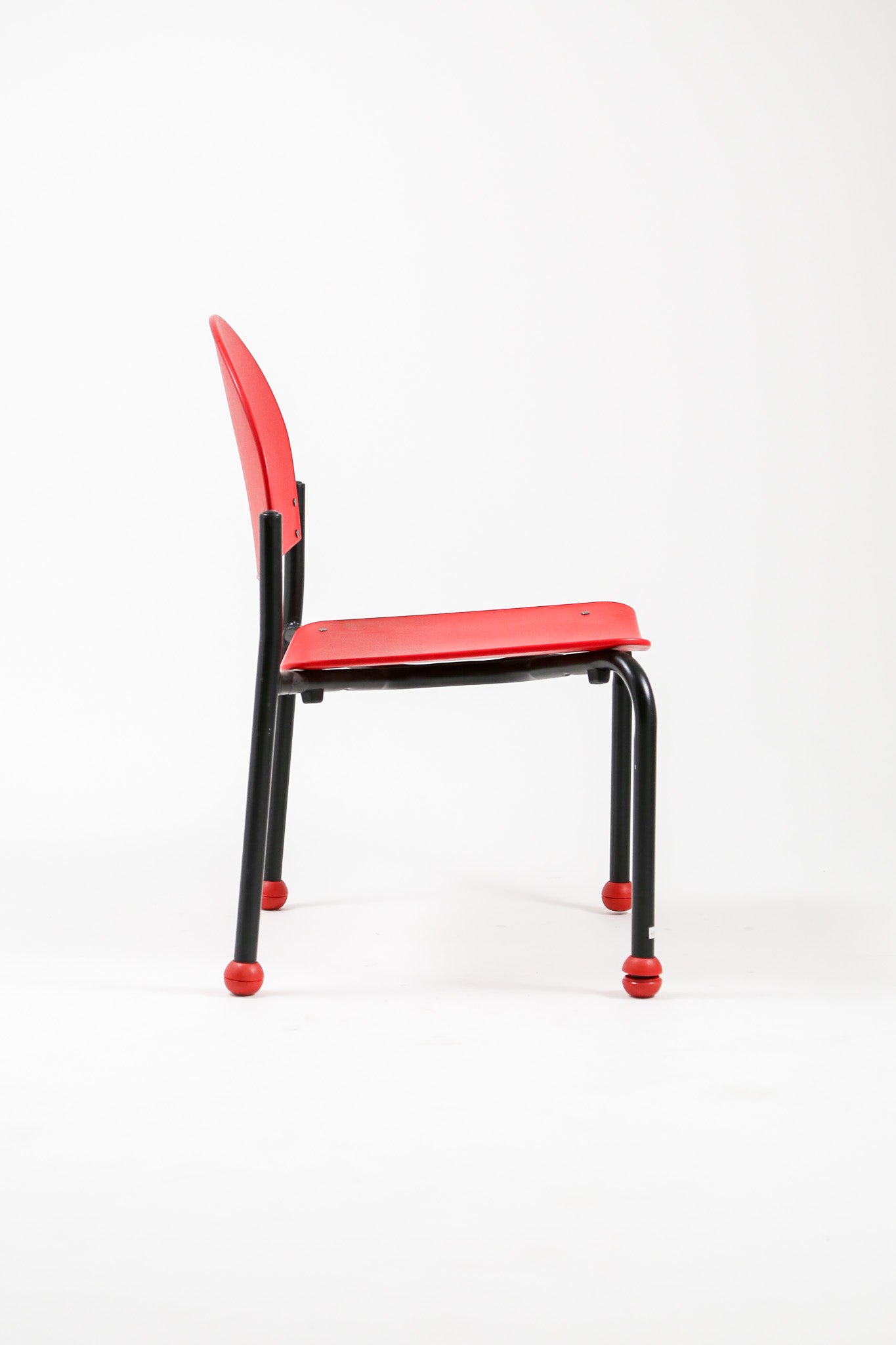 Fixtures Furniture "Bola" Chair Red