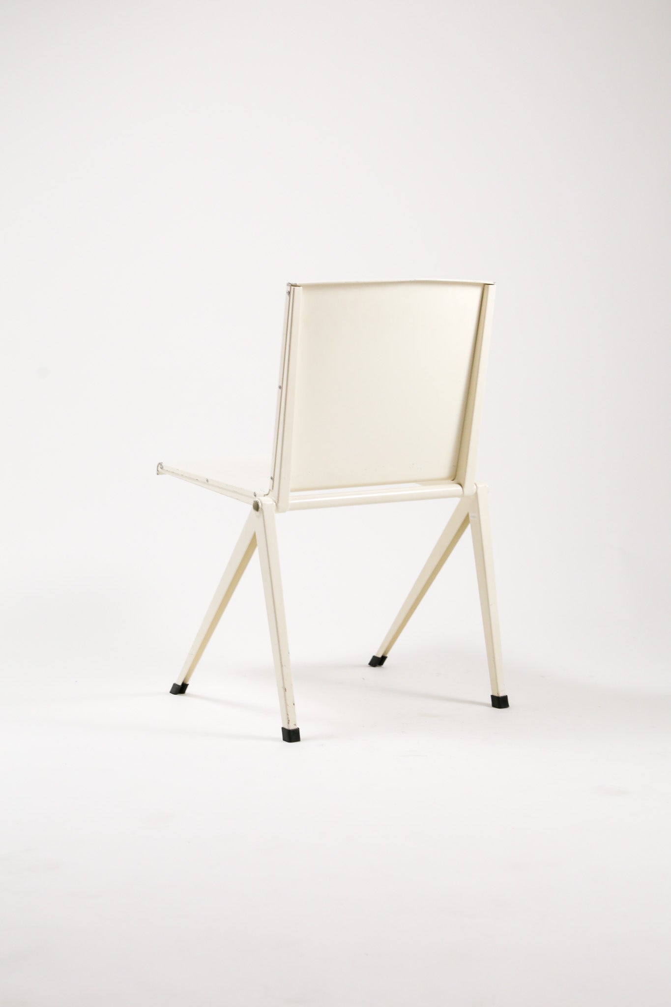 Mondial dining chair / モンディアル ダイニングチェア