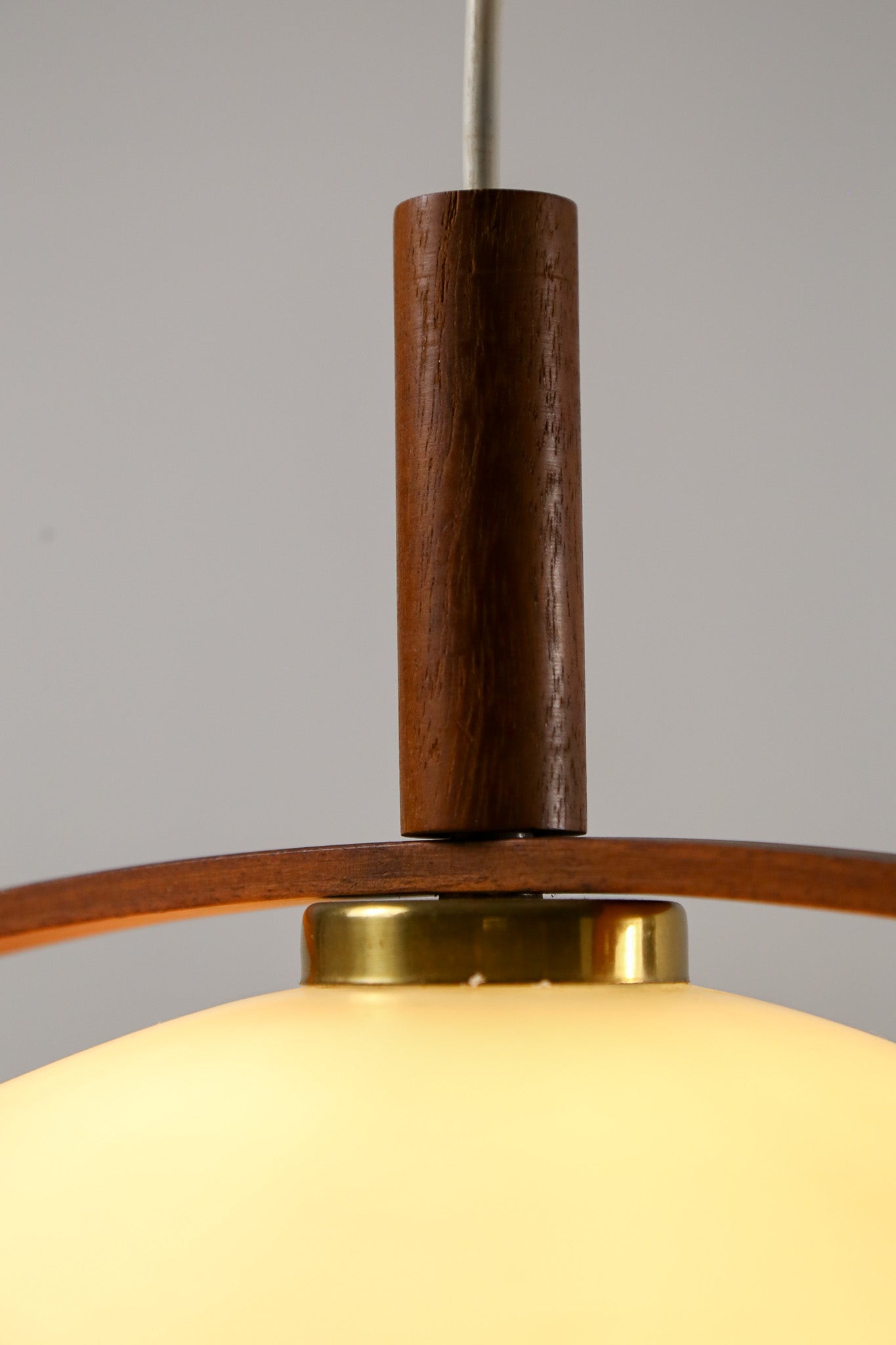 Teak and Milky Glass Pendant Light / チーク＆乳白色ガラス ペンダントライト