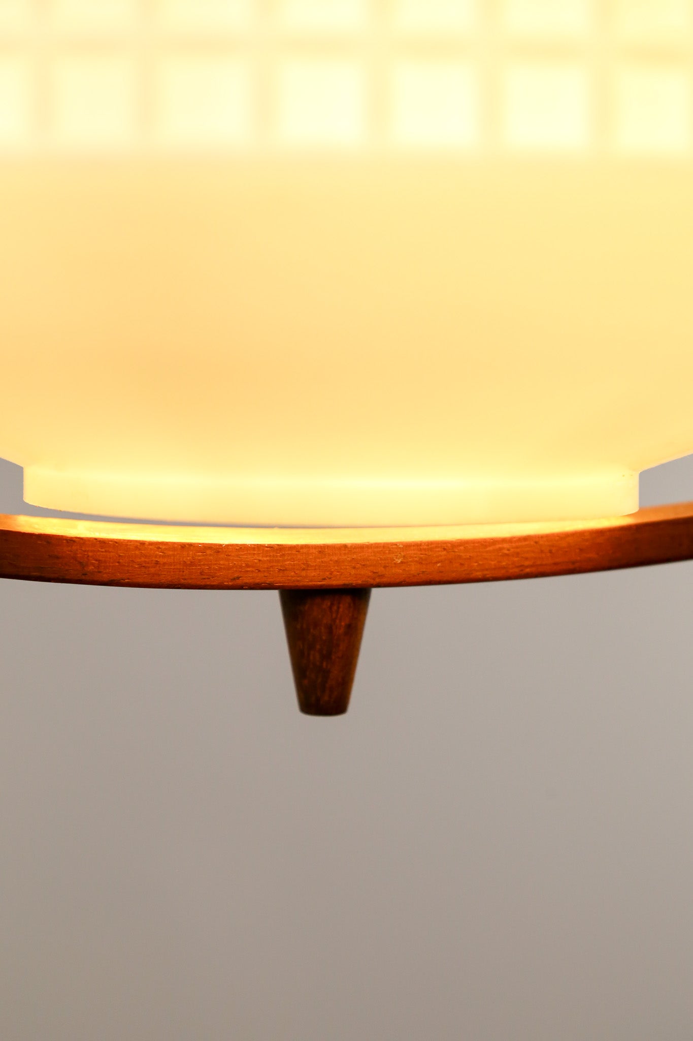 Teak and Milky Glass Pendant Light / チーク＆乳白色ガラス ペンダントライト