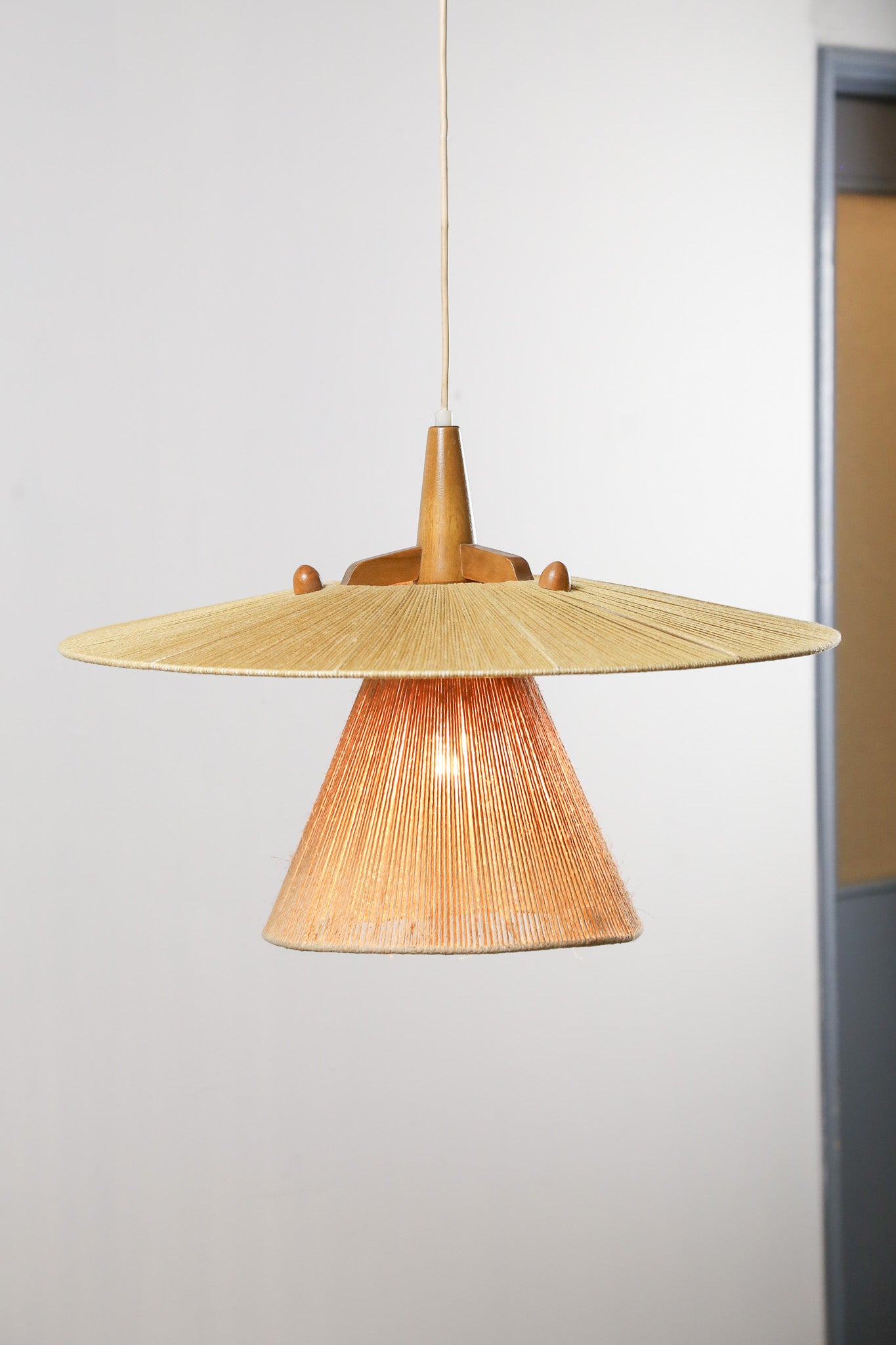 Teak and Sisal Rope Pendant Light / チーク＆サイザルロープ ペンダントライト