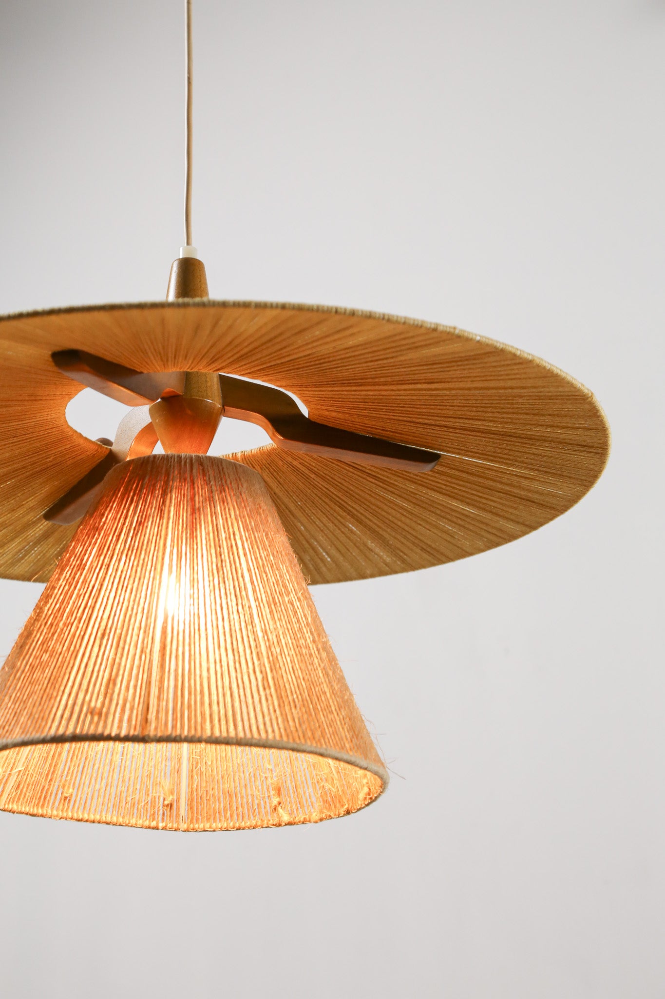 Teak and Sisal Rope Pendant Light / チーク＆サイザルロープ ペンダントライト