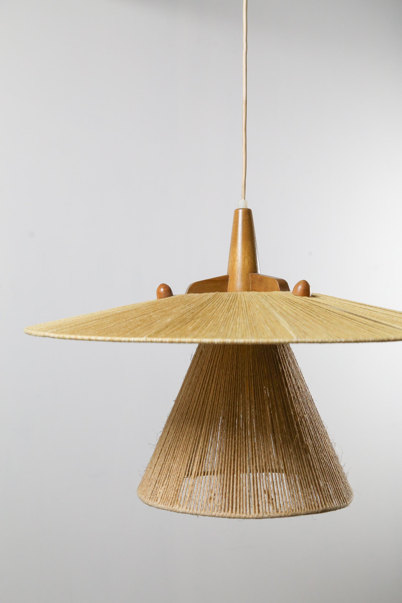 Teak and Sisal Rope Pendant Light / チーク＆サイザルロープ ペンダントライト