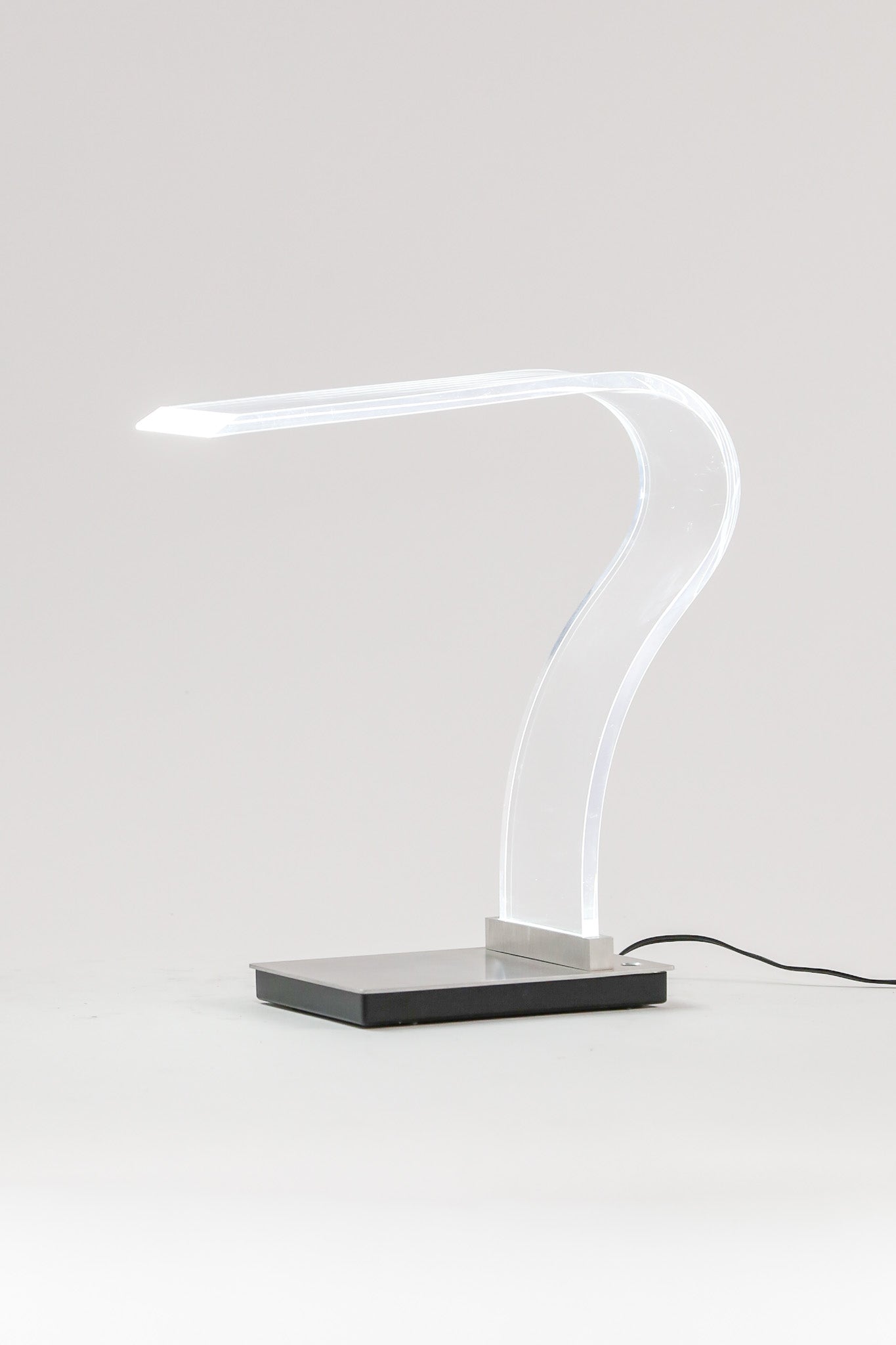 Z-6000N LED Desk Light / Z-6000N LED デスクライト