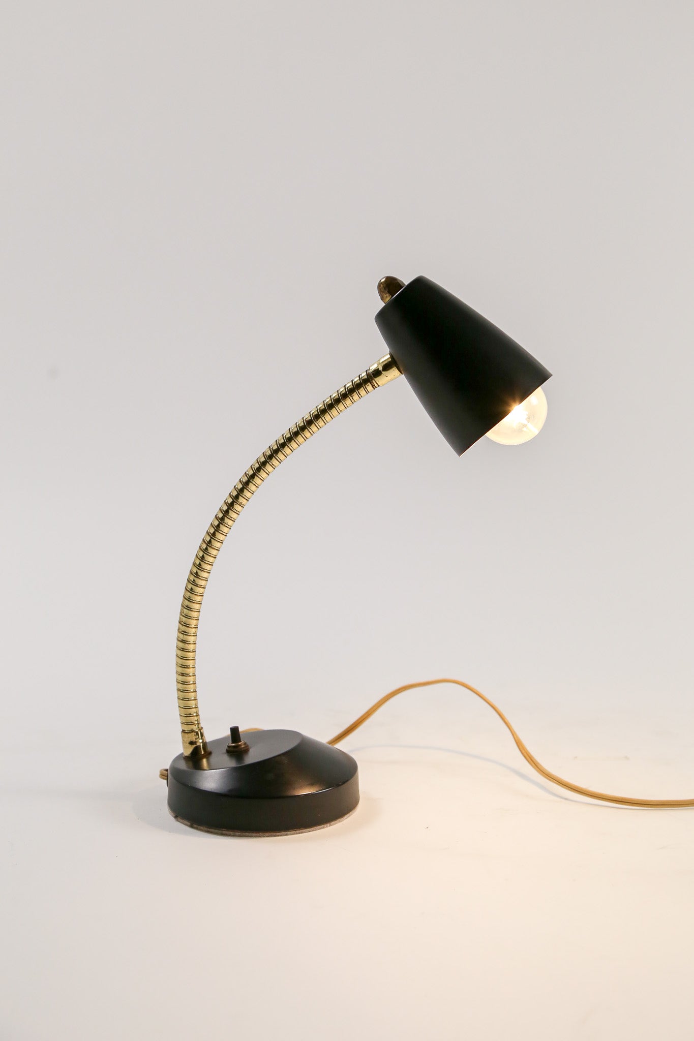 Black & Gold Gooseneck Desk Lamp / 黒×ゴールド グースネック デスクライト