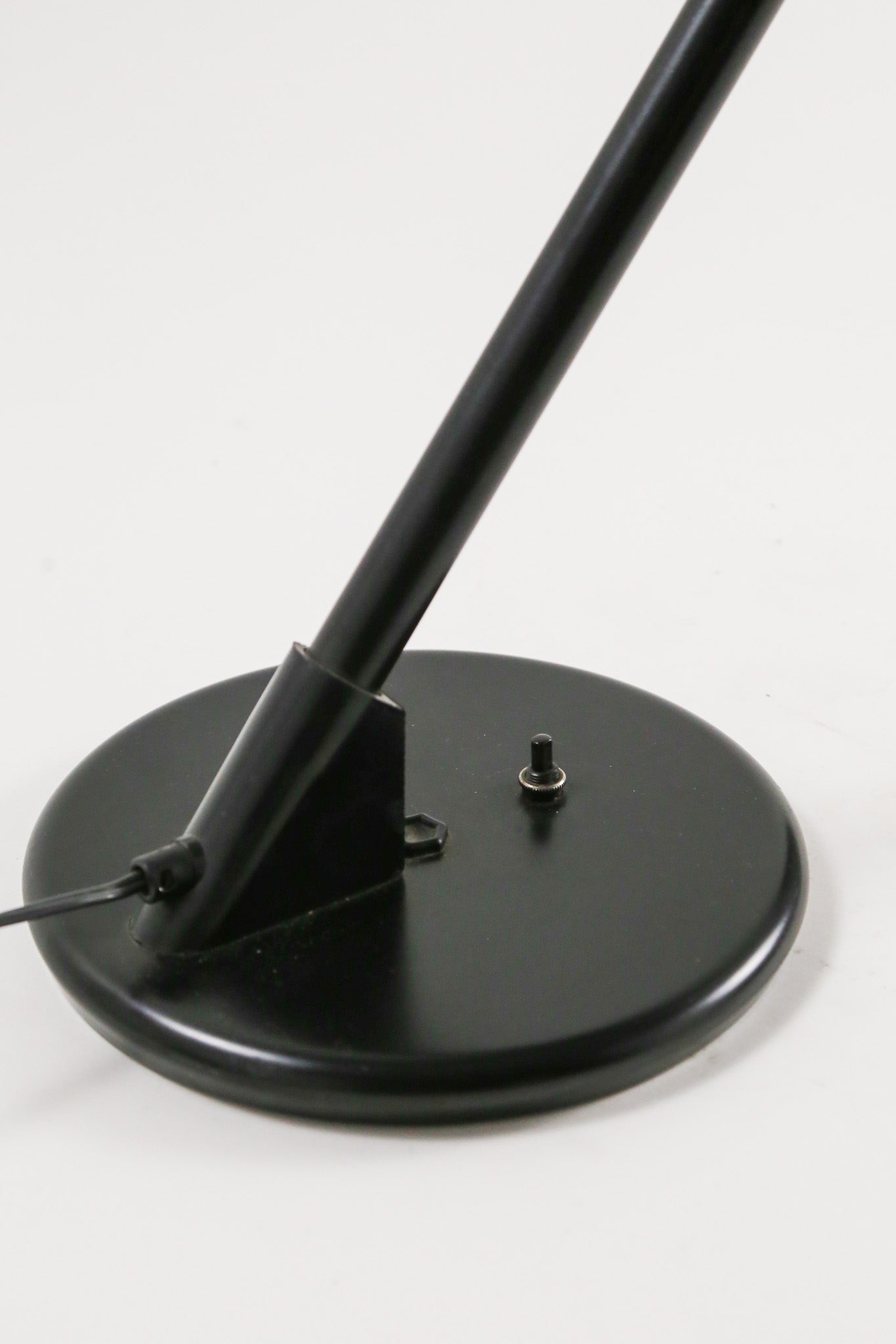 Vintage Black Metal Desk Lamp / ヴィンテージ ブラックメタル デスクランプ