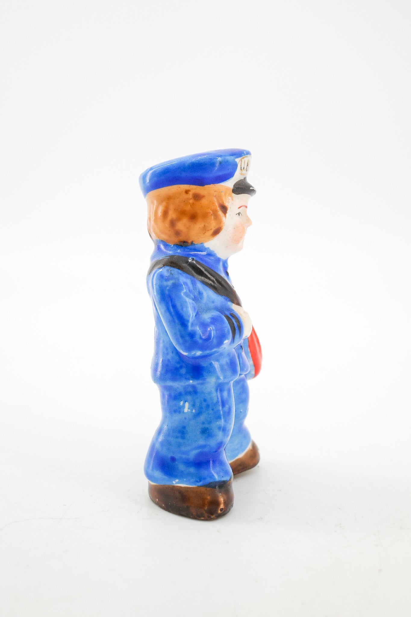 Mailman Ceramic Figurine / 郵便配達員のヴィンテージフィギュア
