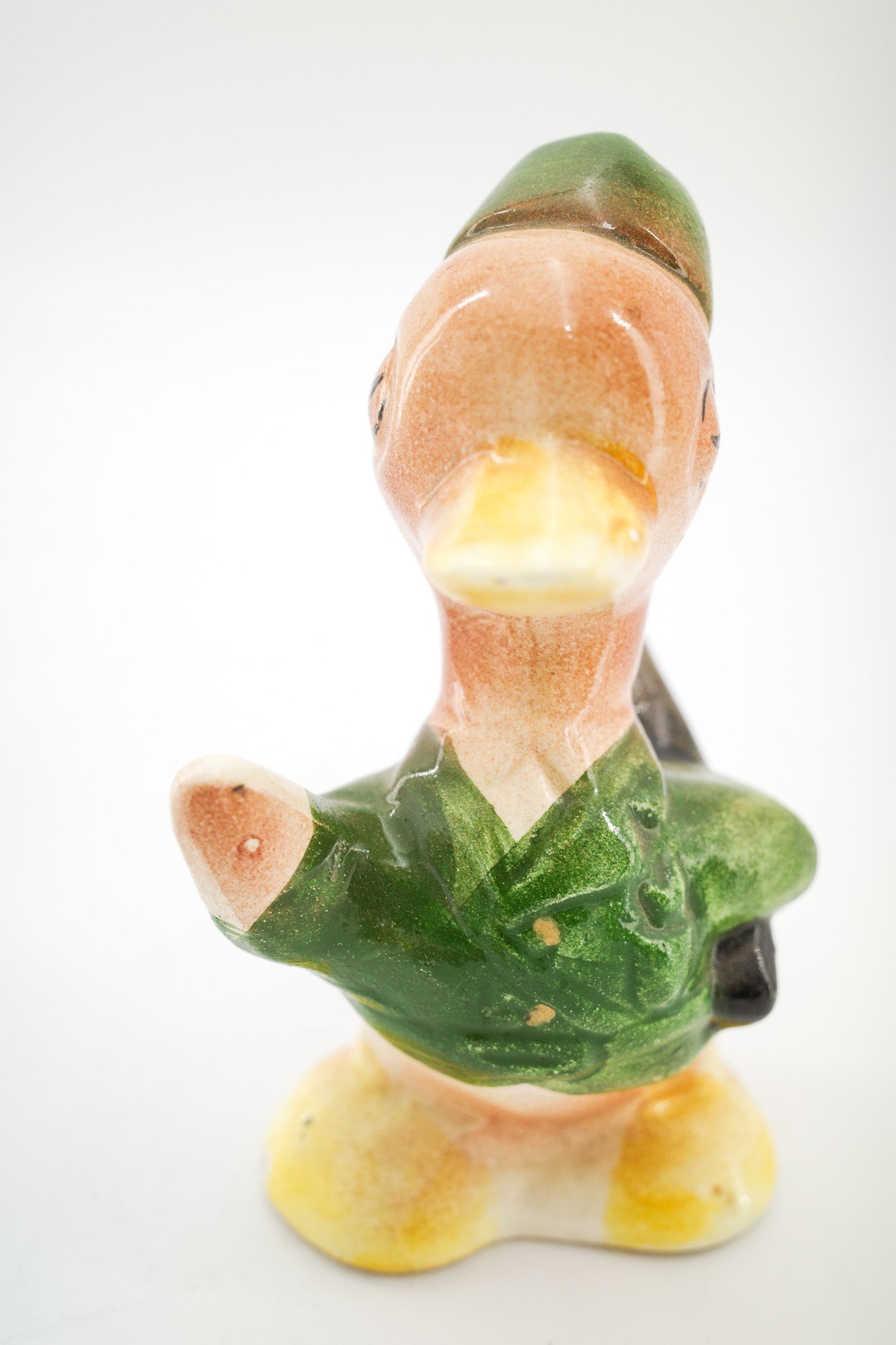 Duck Figurine with Green Uniform / 緑の制服を着たアヒルの置物