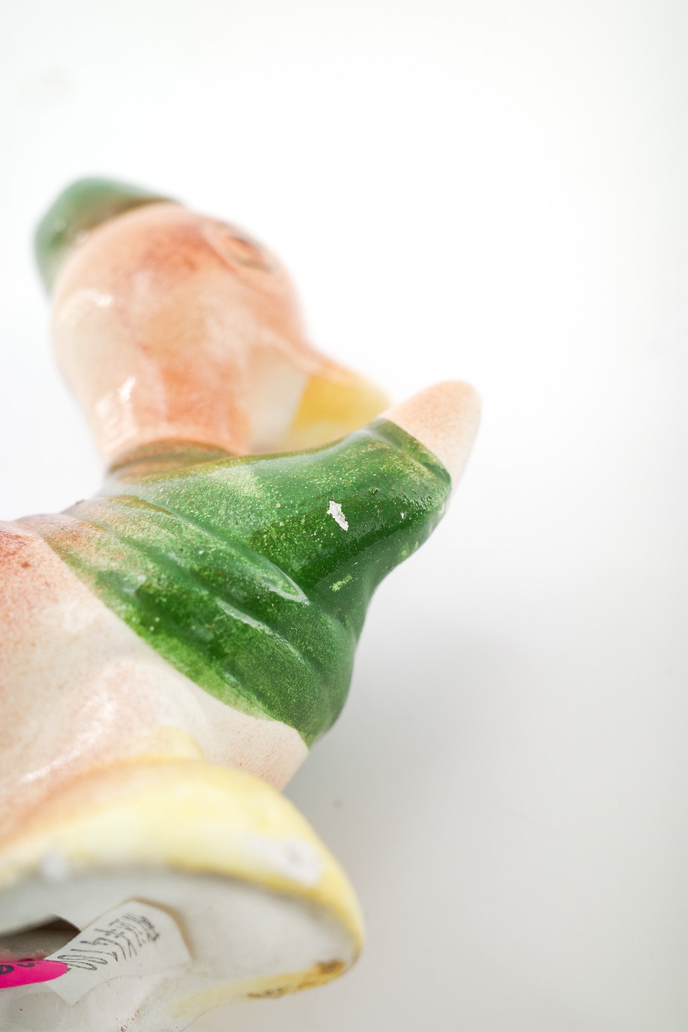 Duck Figurine with Green Uniform / 緑の制服を着たアヒルの置物