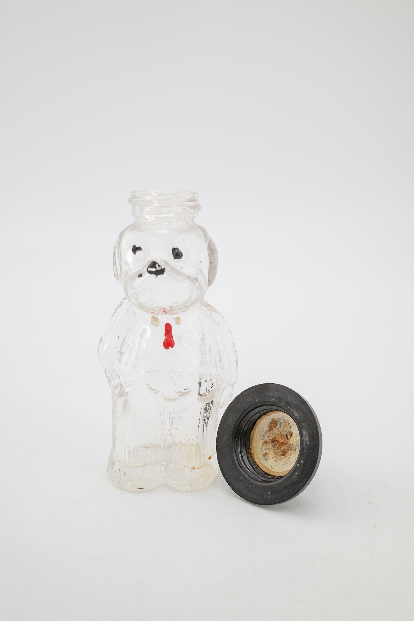 Dog Figurine Glass Bottle with Top Hat / シルクハットを被ったイヌのガラスボトル