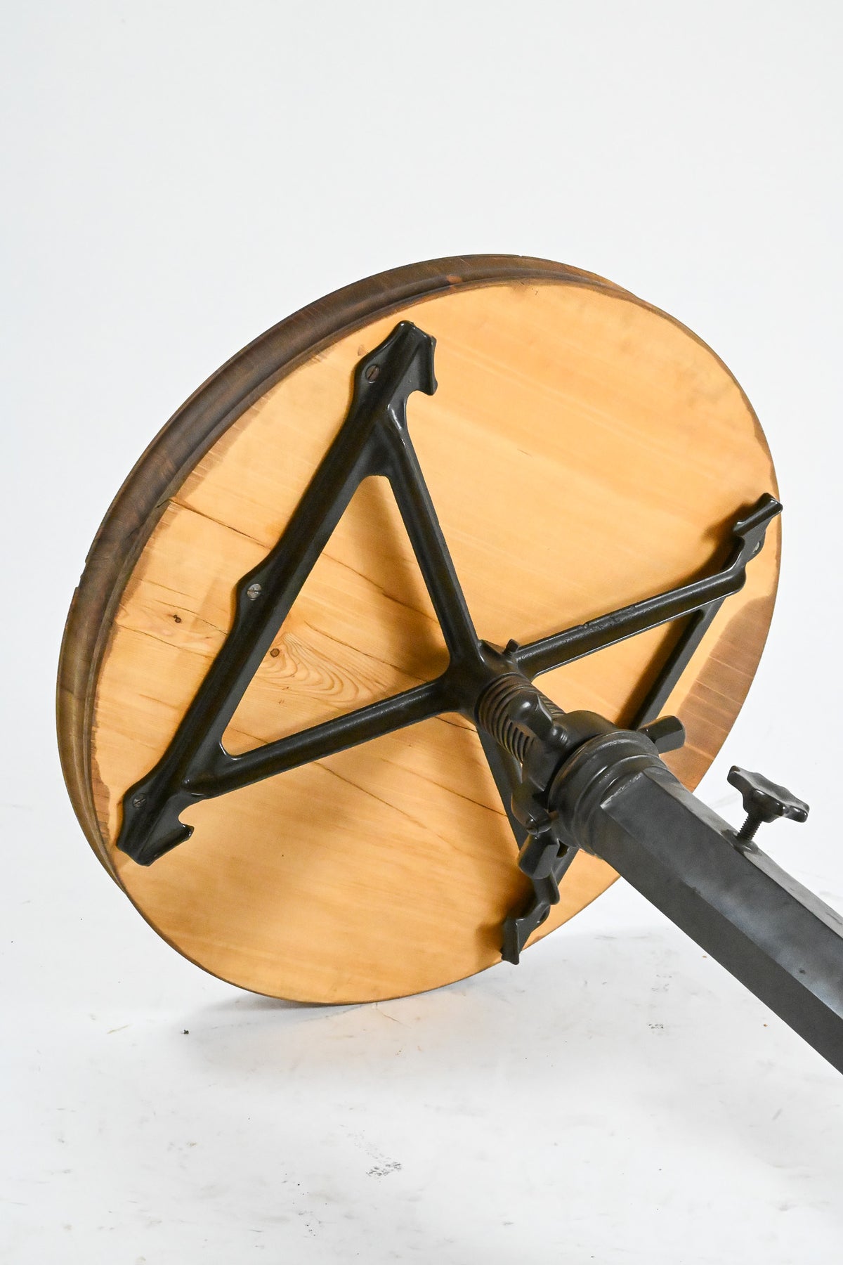 Adjustable Iron Stand Table / インダストリアル 昇降スツールテーブル(カスタム)