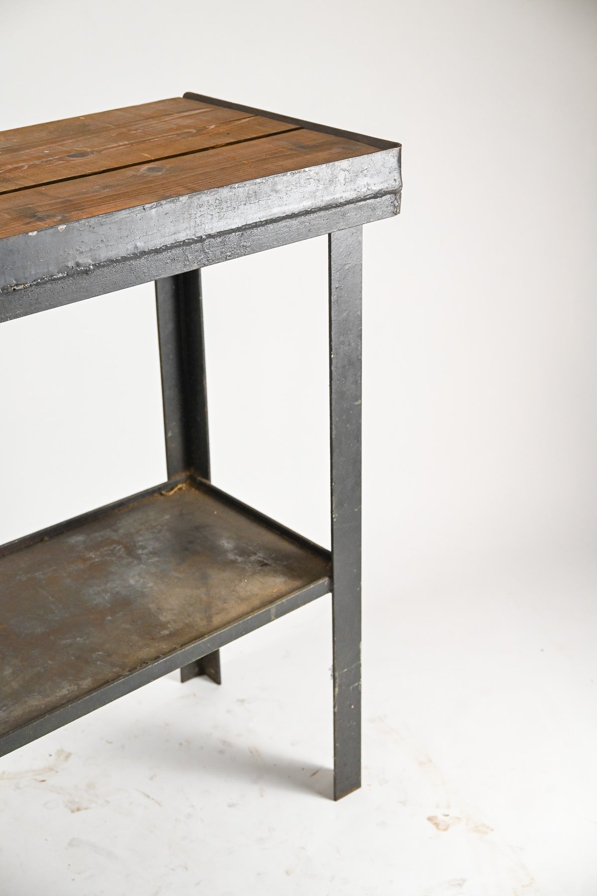 Workbench / ワークベンチ