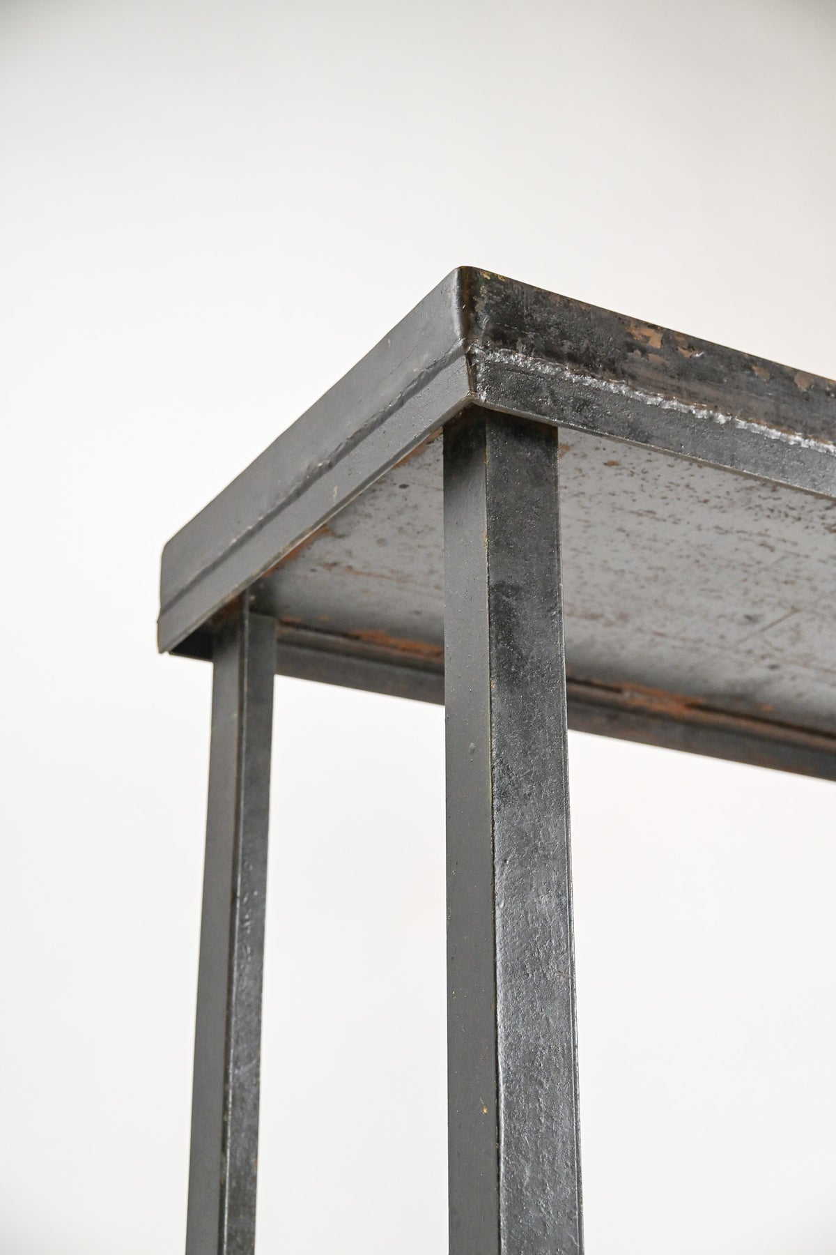 Workbench / ワークベンチ