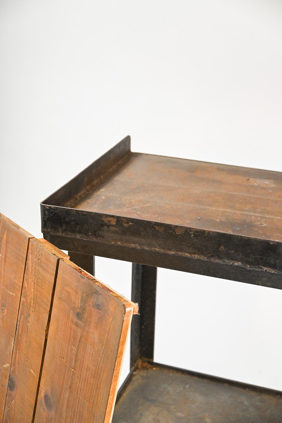 Workbench / ワークベンチ