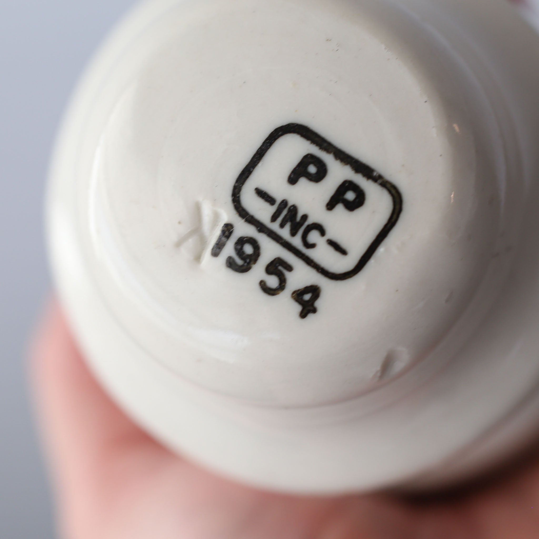 Ceramic Insulator / セラミックの碍子