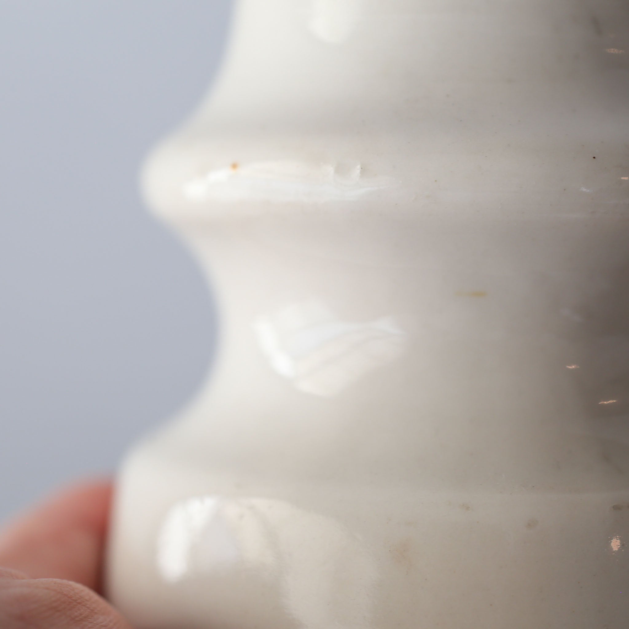 Ceramic Insulator / セラミックの碍子