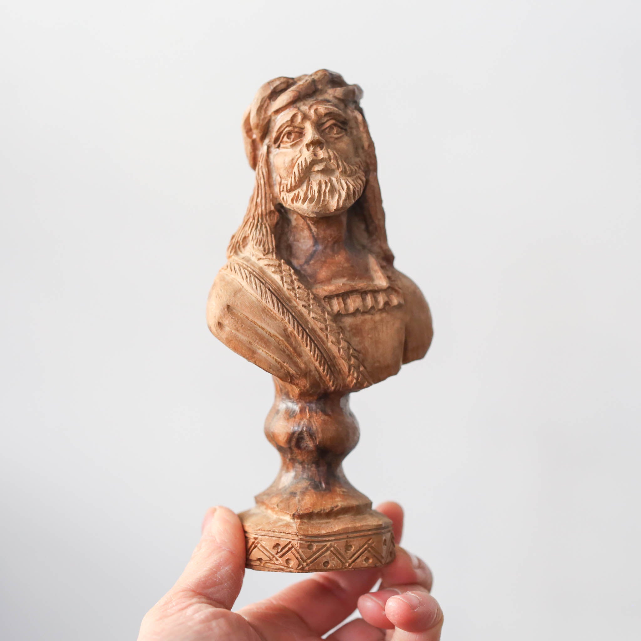 Carved Wooden Bust / 木彫りの胸像