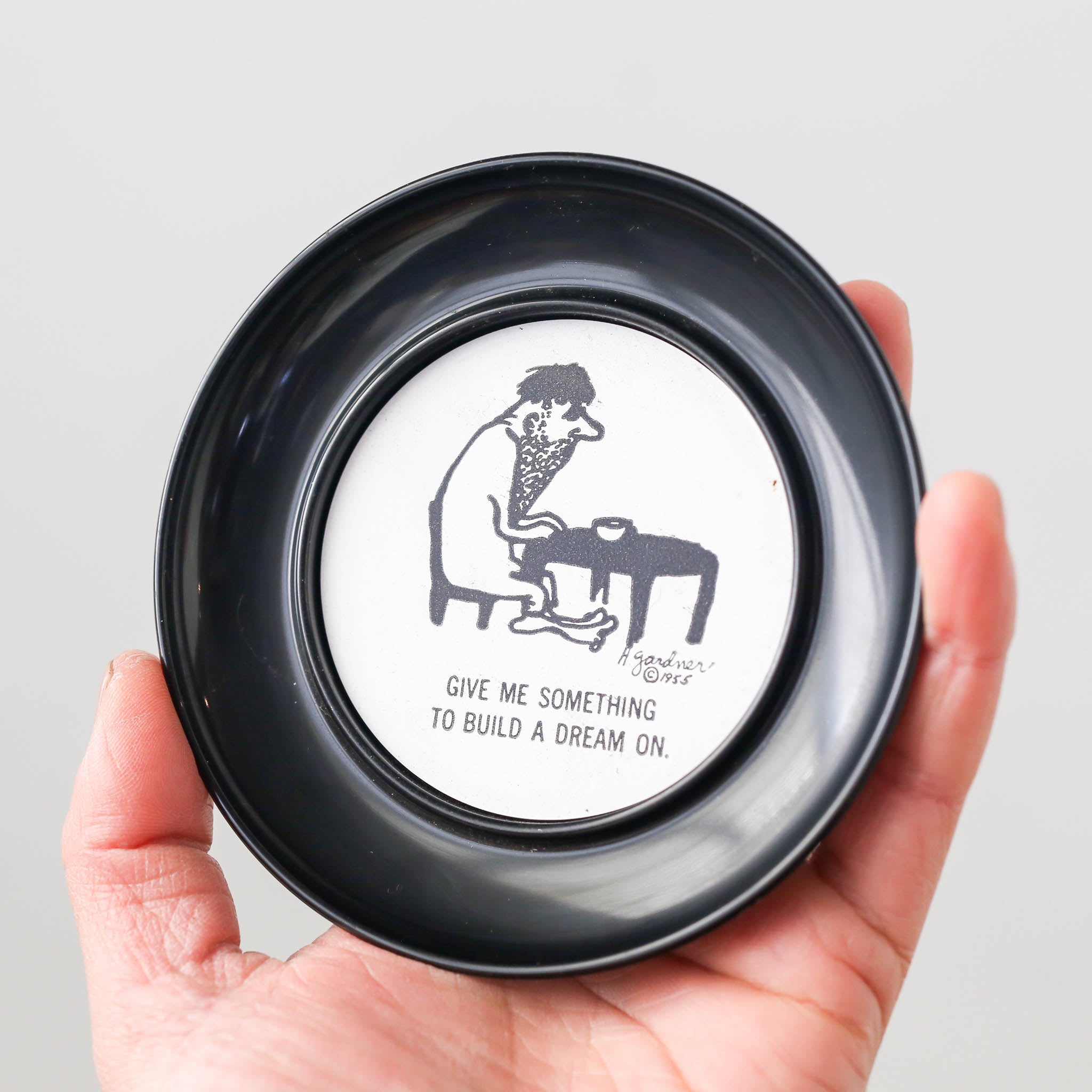 50's  Herb Gardner The Nebbishes Comic plastic small plate / The Nebbishesのイラスト入り小皿