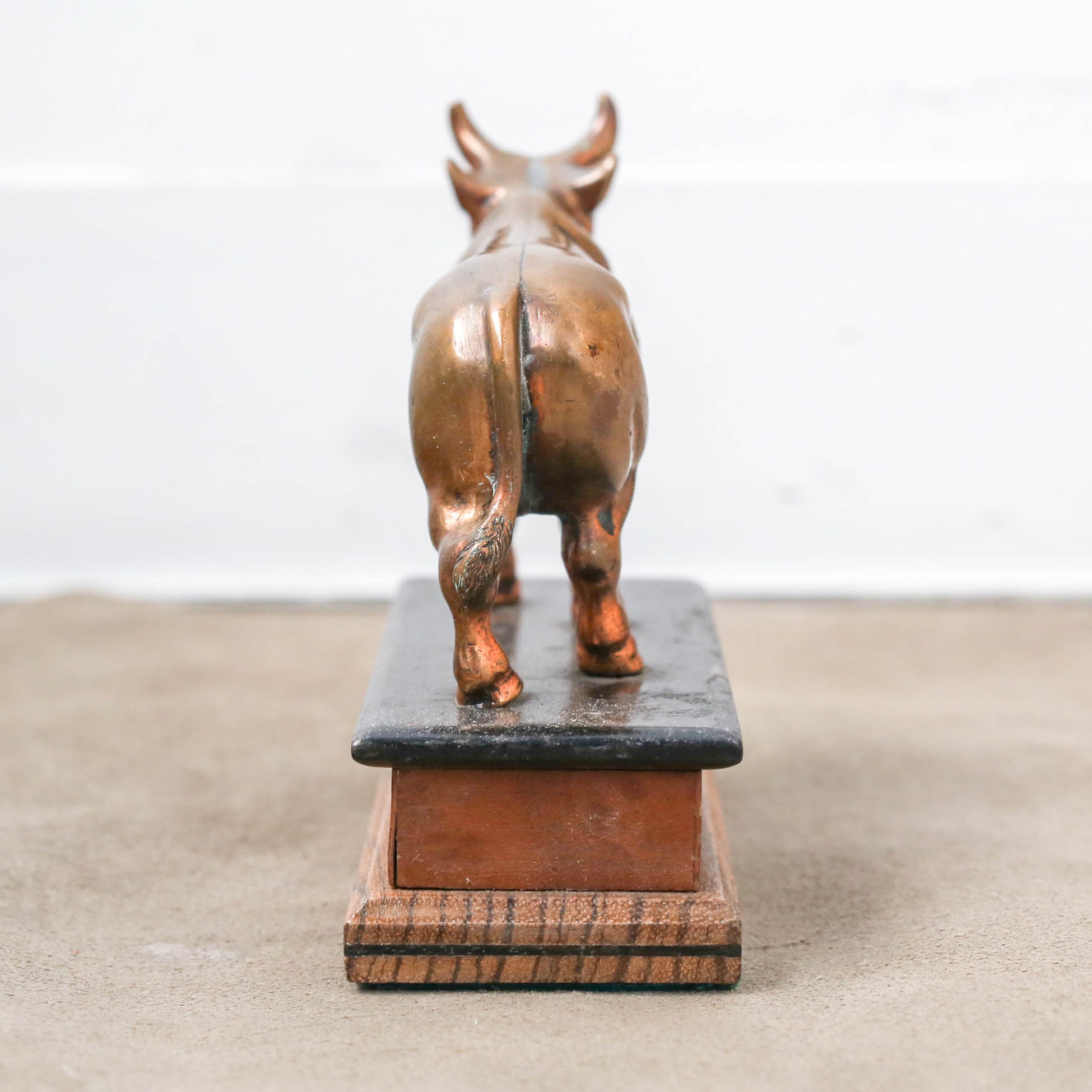 Metal Cow Object / 金属製の牛
