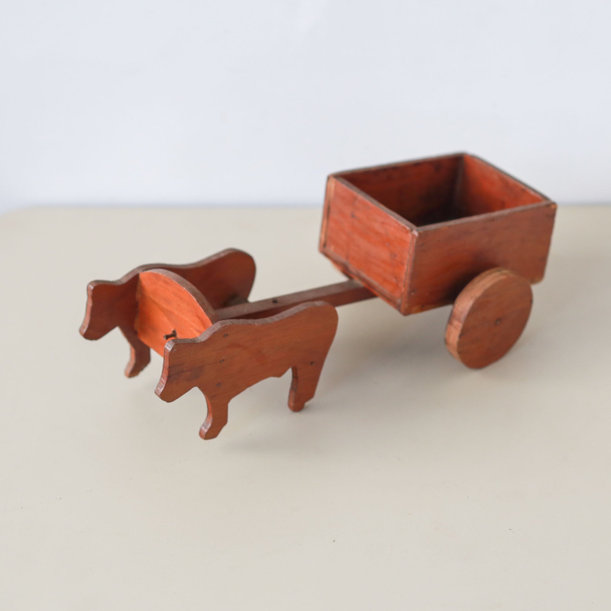 Wooden Ox Cart / 木製牛車
