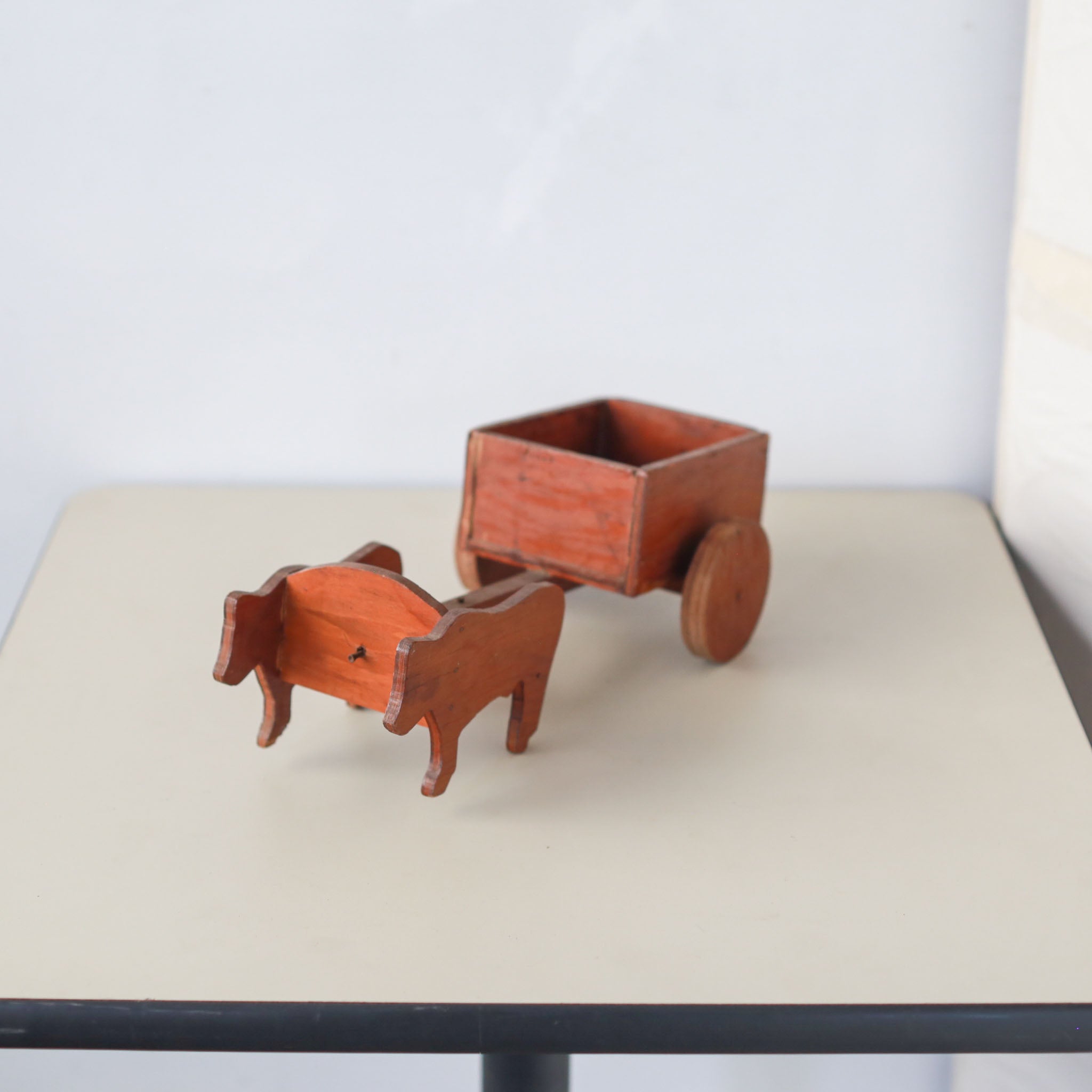 Wooden Ox Cart / 木製牛車