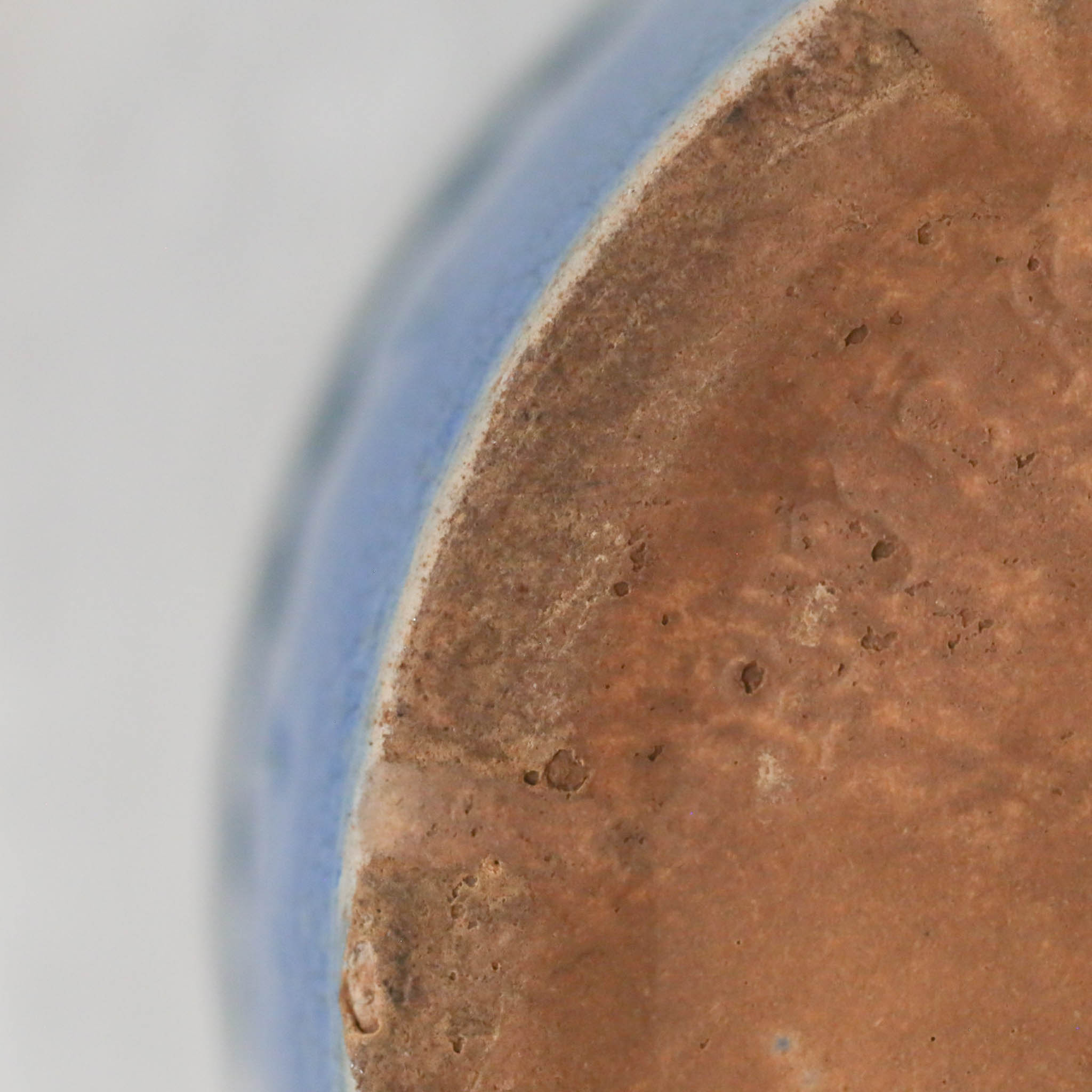 Pottery Blue Bowl / 陶器の青い鉢