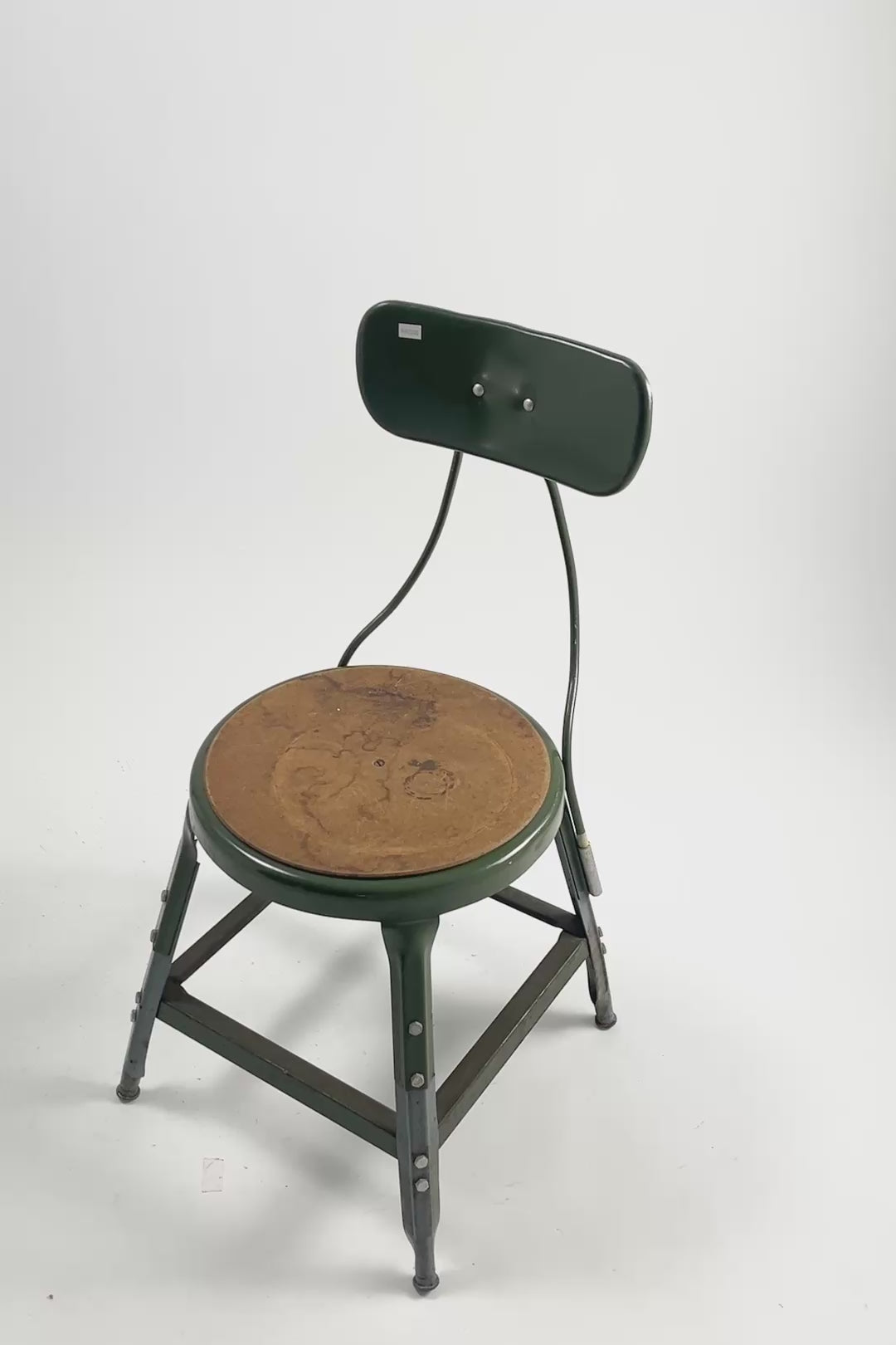 Load video: Industrial Chair Green / インダストリアルチェア グリーン