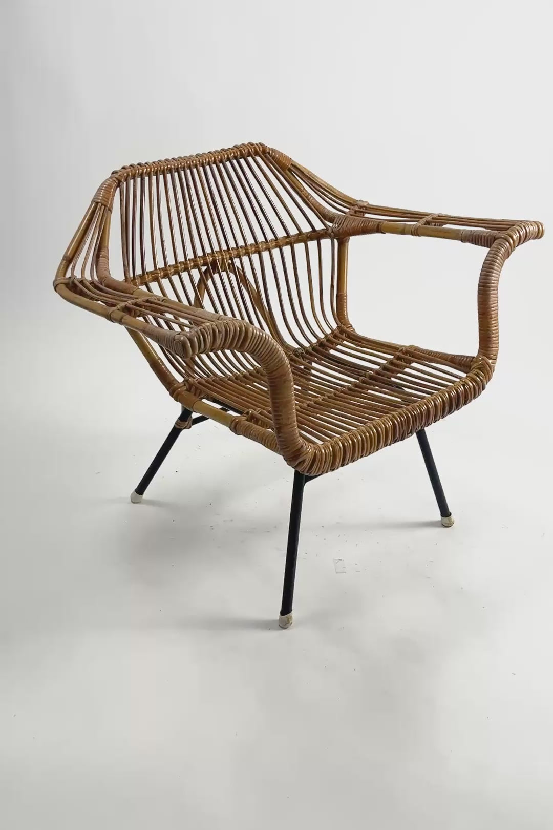 Load video: Rattan Armchair / ラタン アームチェア