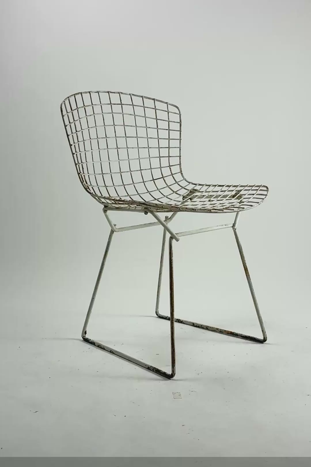 Load video: Vintage Wire Side Chair / ヴィンテージ ワイヤー サイドチェア